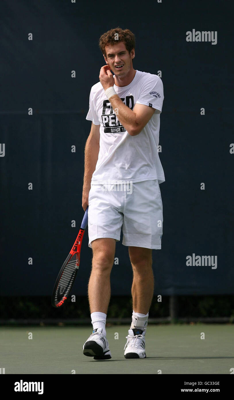 Andy Murray, de Gran Bretaña, entrena en los tribunales de prácticas de Flushing Meadows, Nueva york, EE.UU. Foto de stock