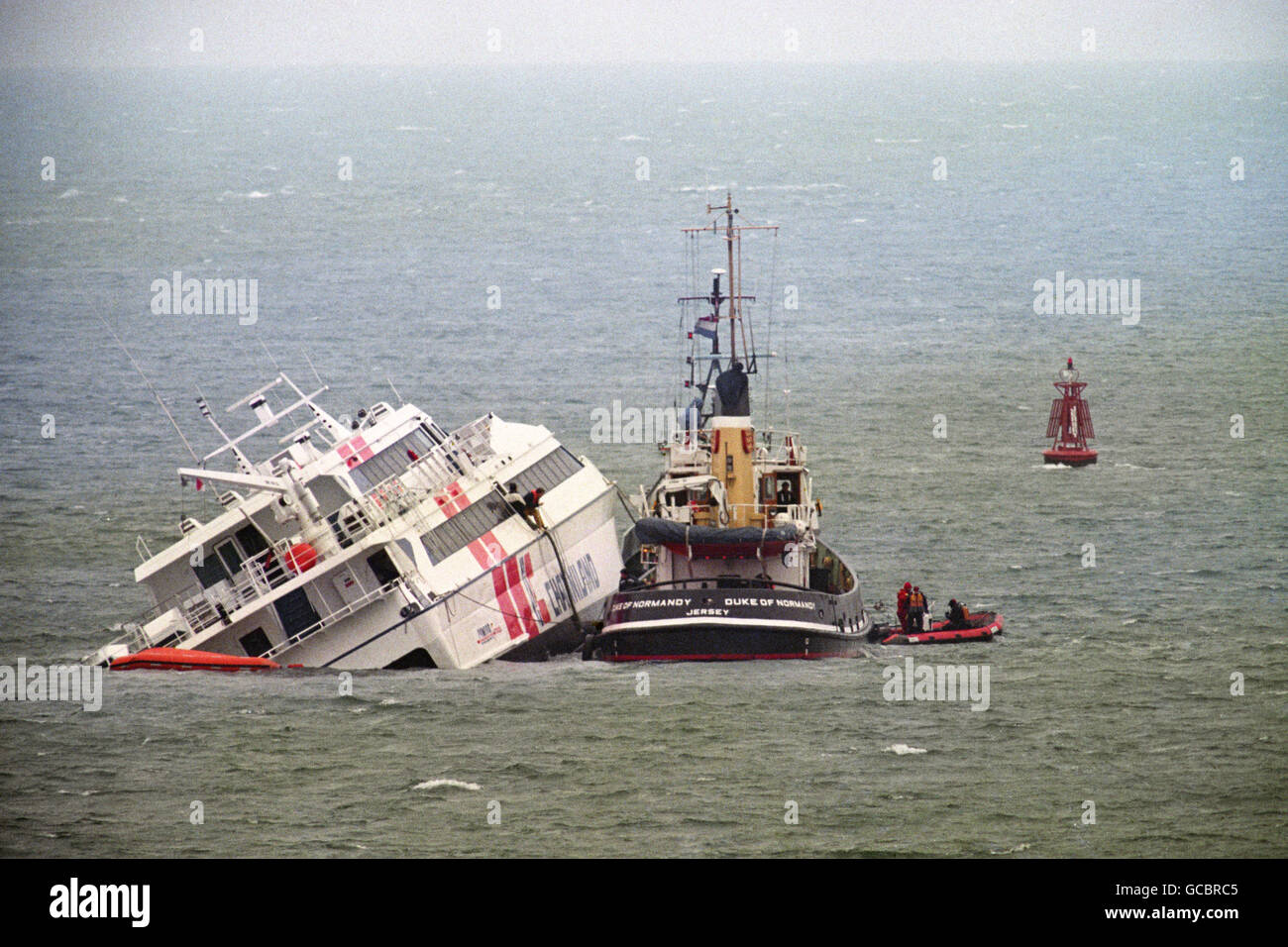 ST MALO' DISASTER-hundimiento de ferry Fotografía de stock - Alamy
