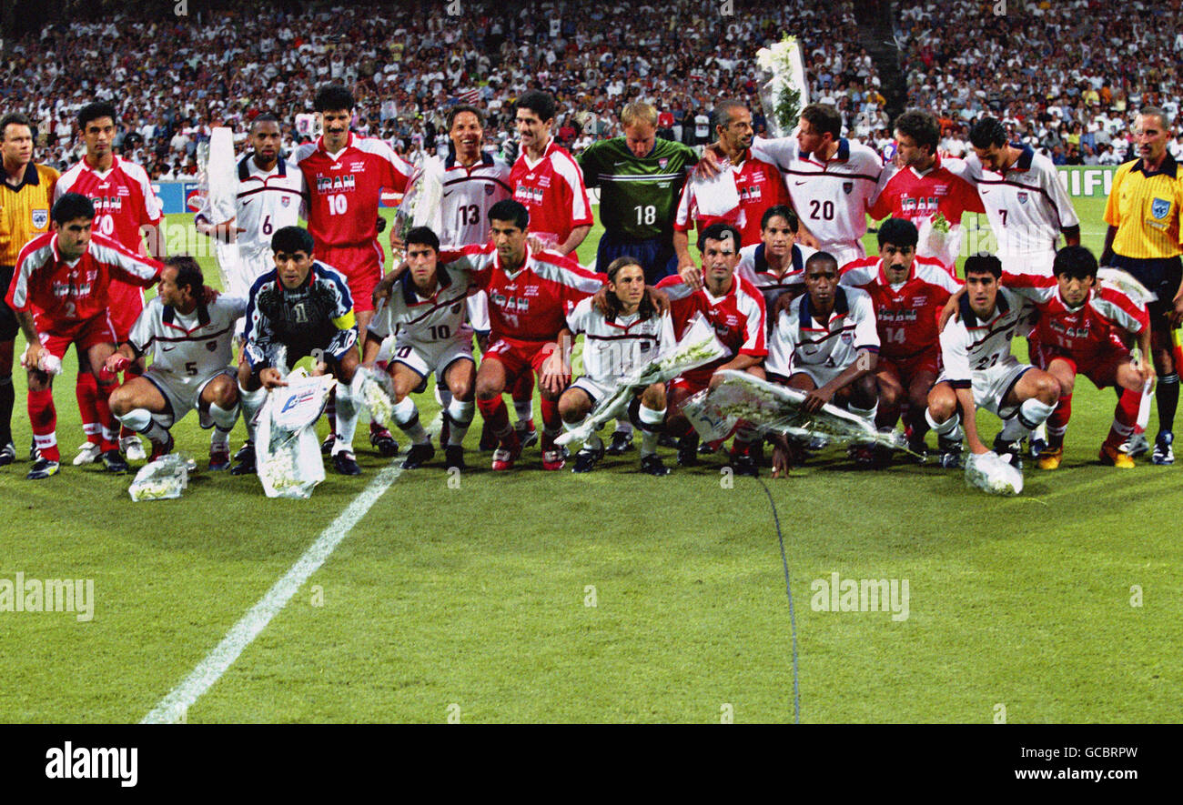 Fútbol - Copa Mundial de la FIFA Francia 98 - Grupo F - EE.UU. v Irán - Stade Gerland, Lyon Foto de stock
