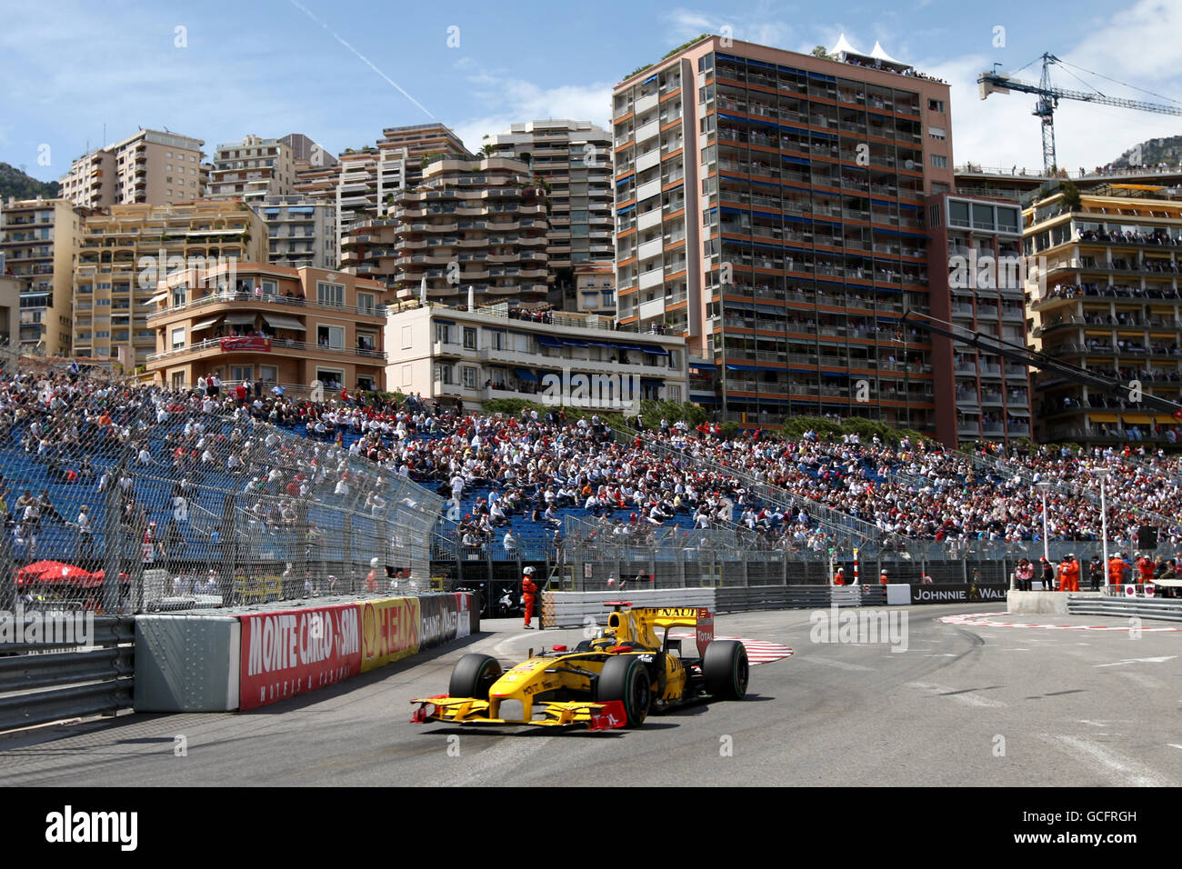 Carreras de Fórmula Uno - Gran Premio de Mónaco - Práctica y calificación - Circuito de Mónaco. Robert Kubica (POL), Renault. Foto de stock
