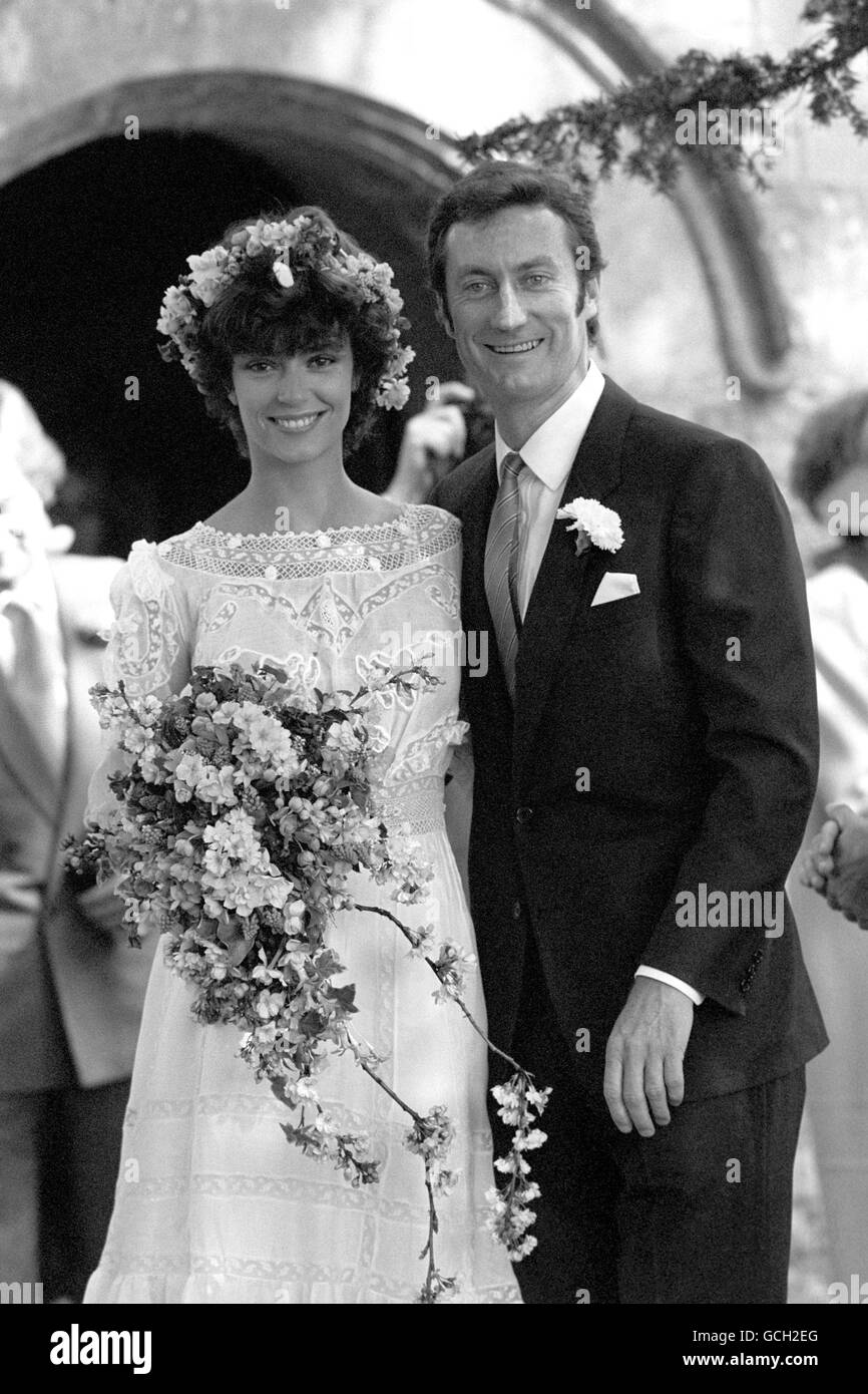 Entretenimiento Rachel Ward Y Bryan Brown Boda Cornwell Manor Fotografía De Stock Alamy