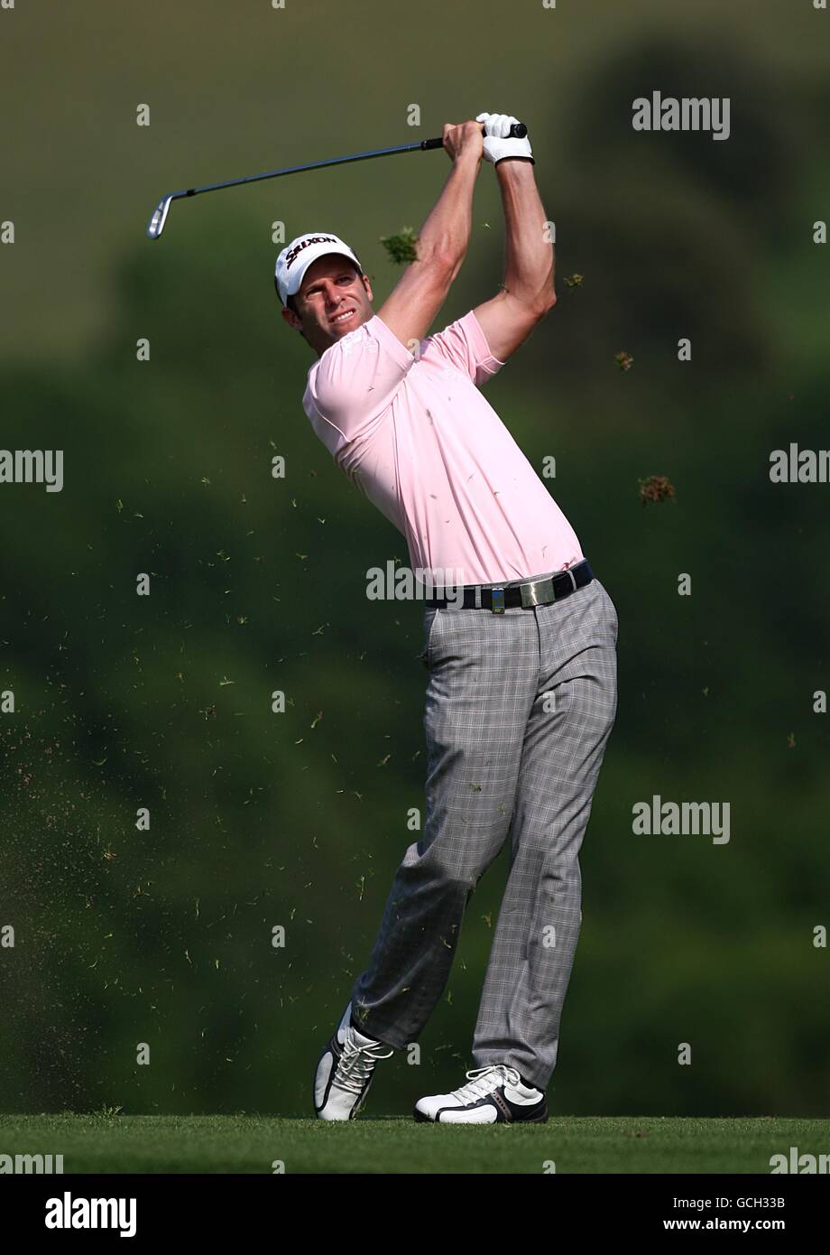 Bradley Dredge de Gales en acción durante la Segunda Ronda del Celtic Manor Wales Open, en el Celtic Manor Resort Foto de stock