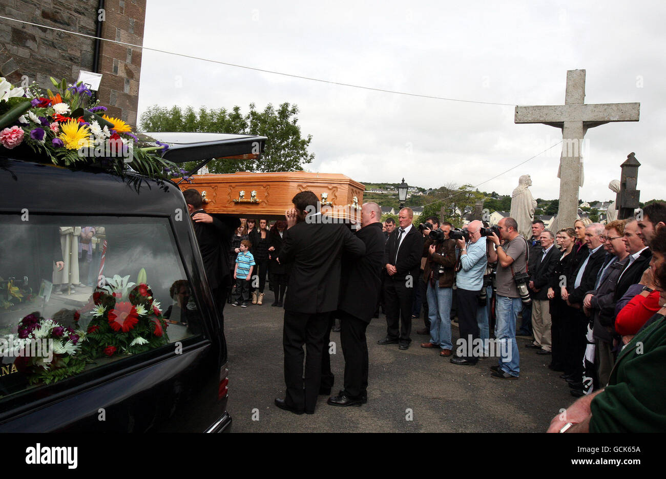 Donegal accidente automovilístico funerales Fotografía de stock Alamy