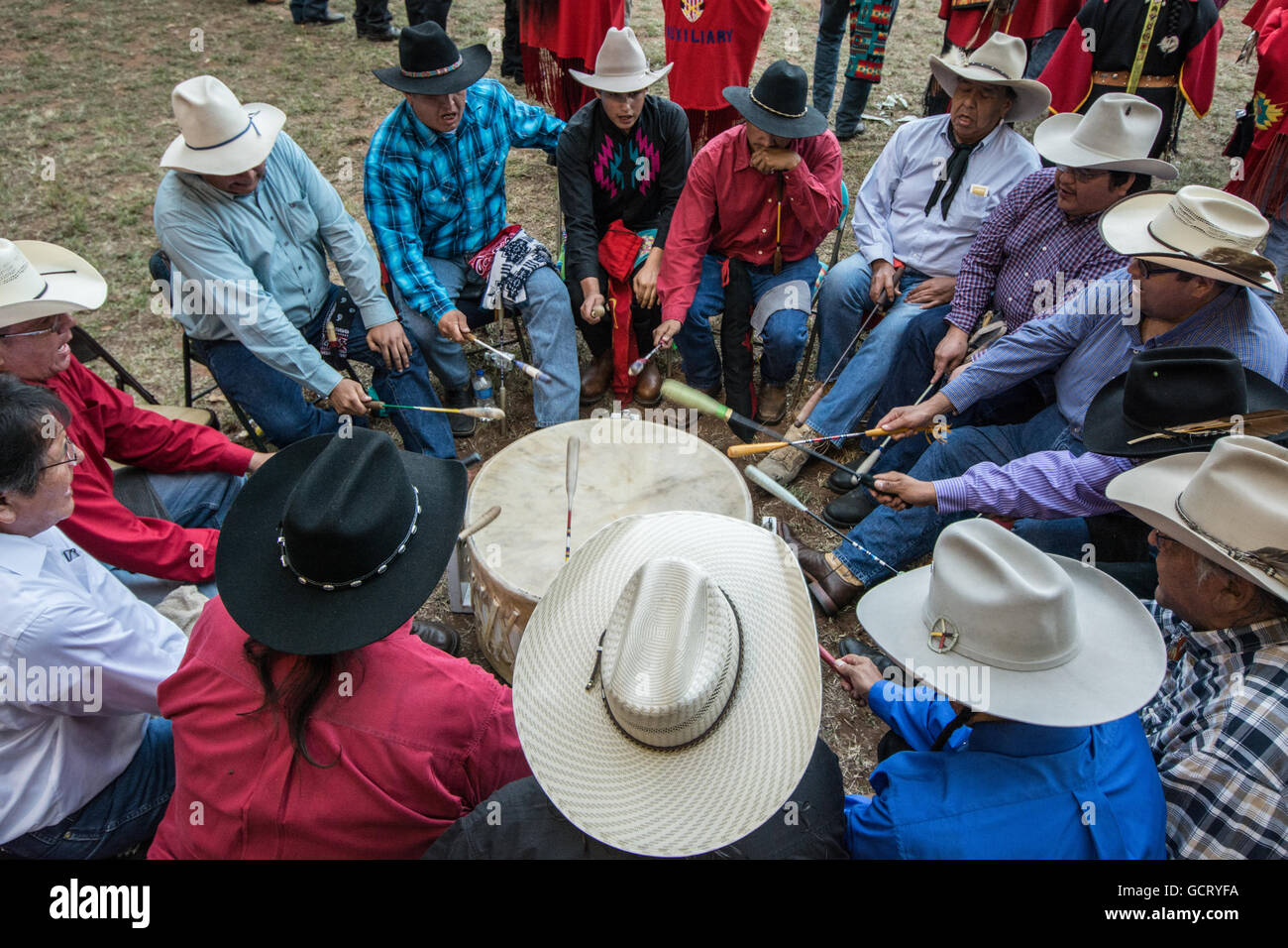 Círculo de tambores fotografías e imágenes de alta resolución Alamy