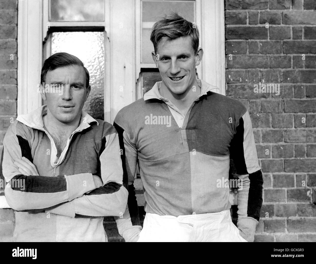 NT Fryer (izquierda) y William Philip Cathcart Davies, Harlequins Foto de stock