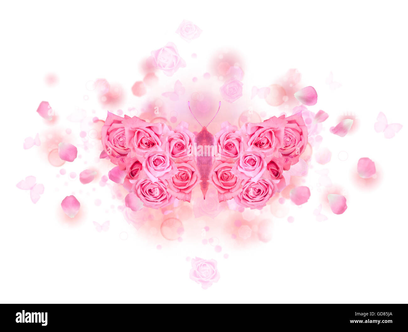 Reflejado con propagación de mariposas alas hechas de rosas rosas, sobre un fondo blando de bokeh partículas voladoras y pétalos. Foto de stock