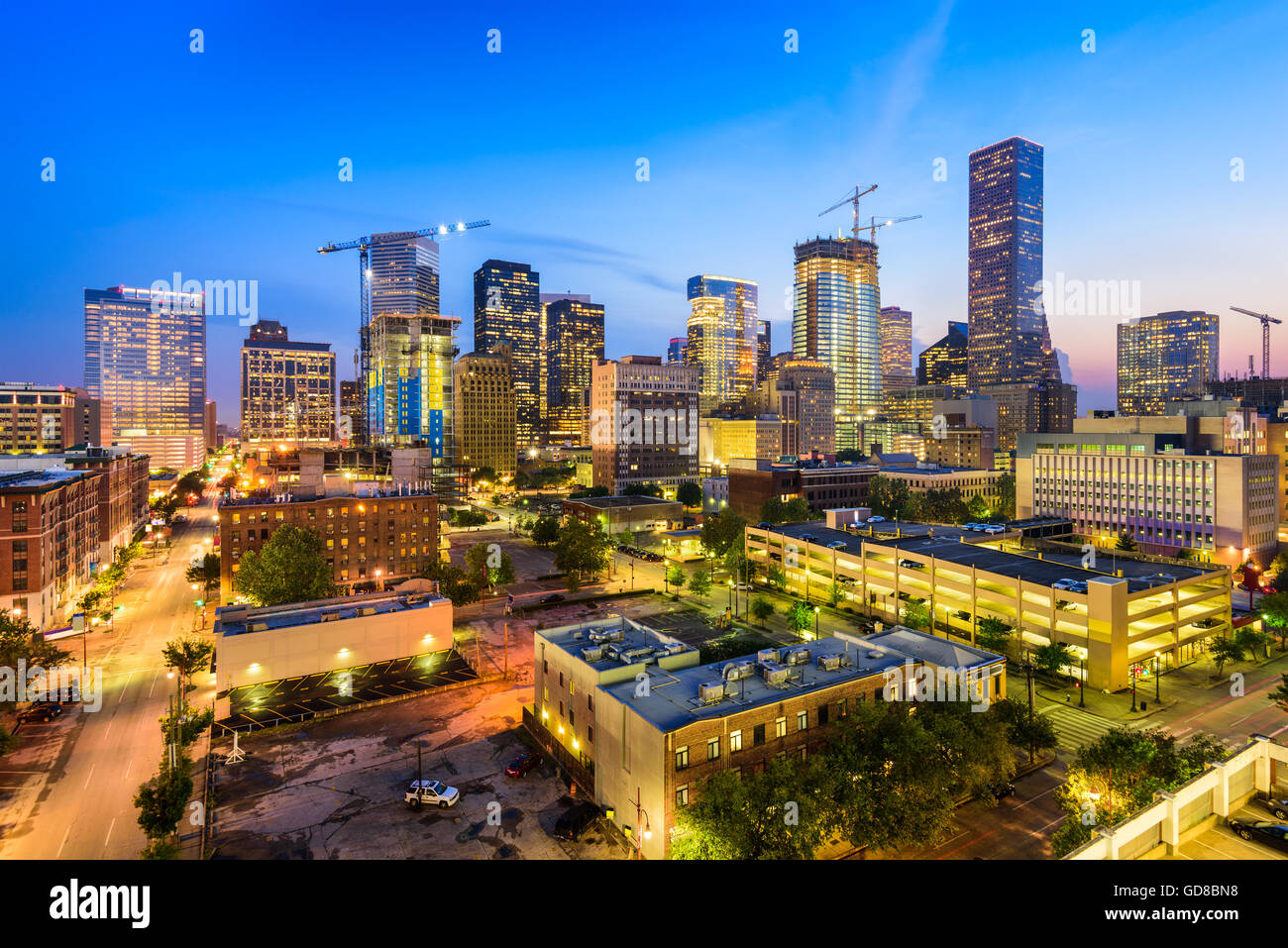 Houston, Texas, EE.UU. el centro de la ciudad al atardecer. Foto de stock