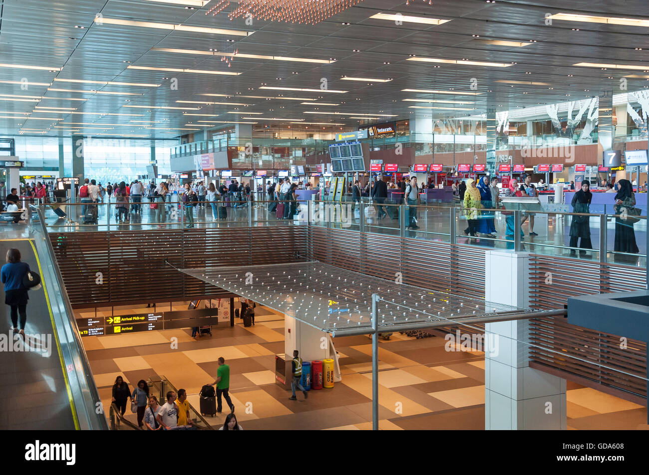 Área de check-in en la Terminal 1, el aeropuerto Changi de Singapur, Changi de Singapur, Singapur, isla Foto de stock