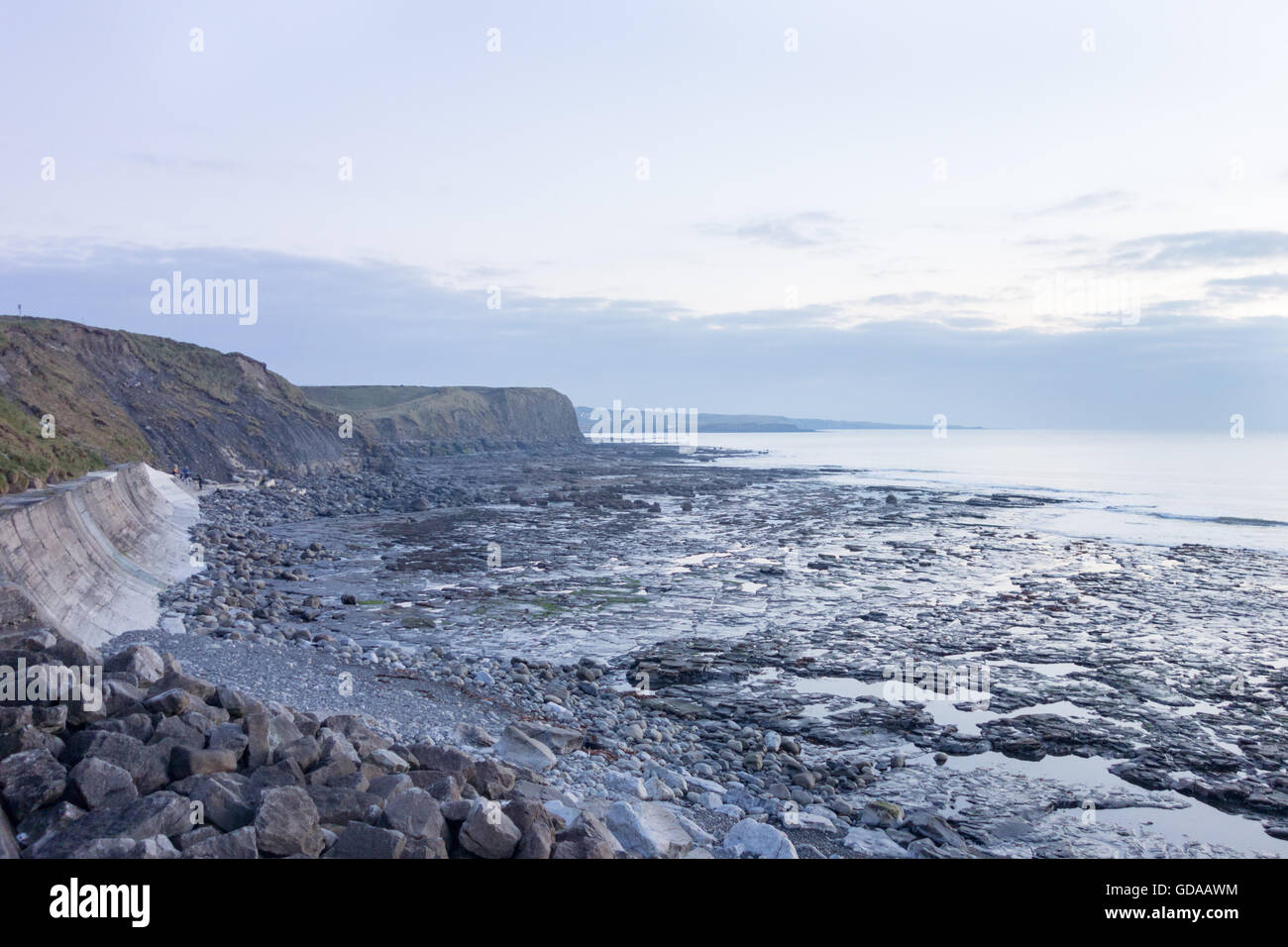 Irlanda, en el condado de Clare, playa de piedra, Costa cerca de Lahinch Foto de stock