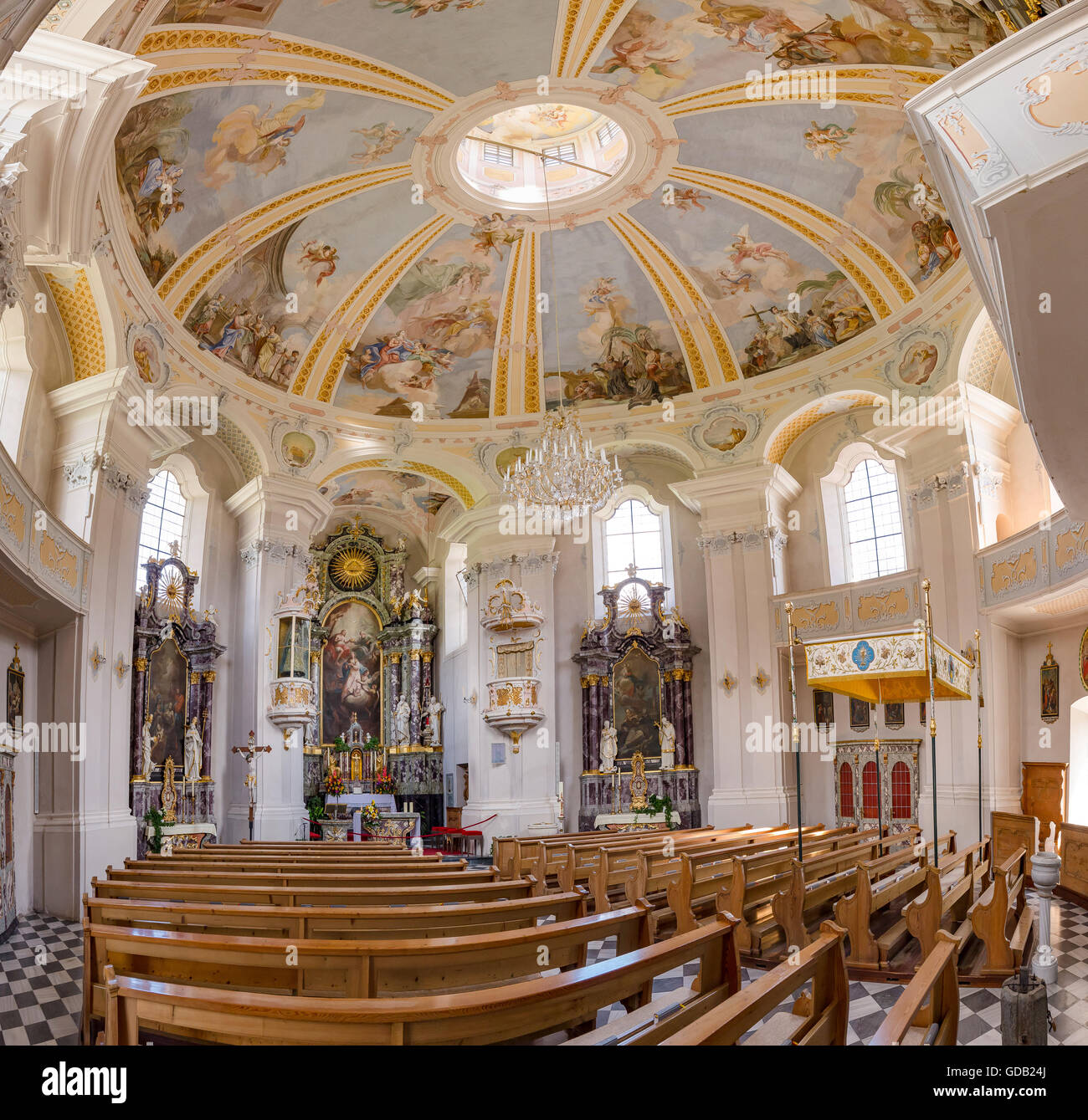 Strassen,Austria,interior barroco de la iglesia Dreifaltigkeit Heiligste Foto de stock