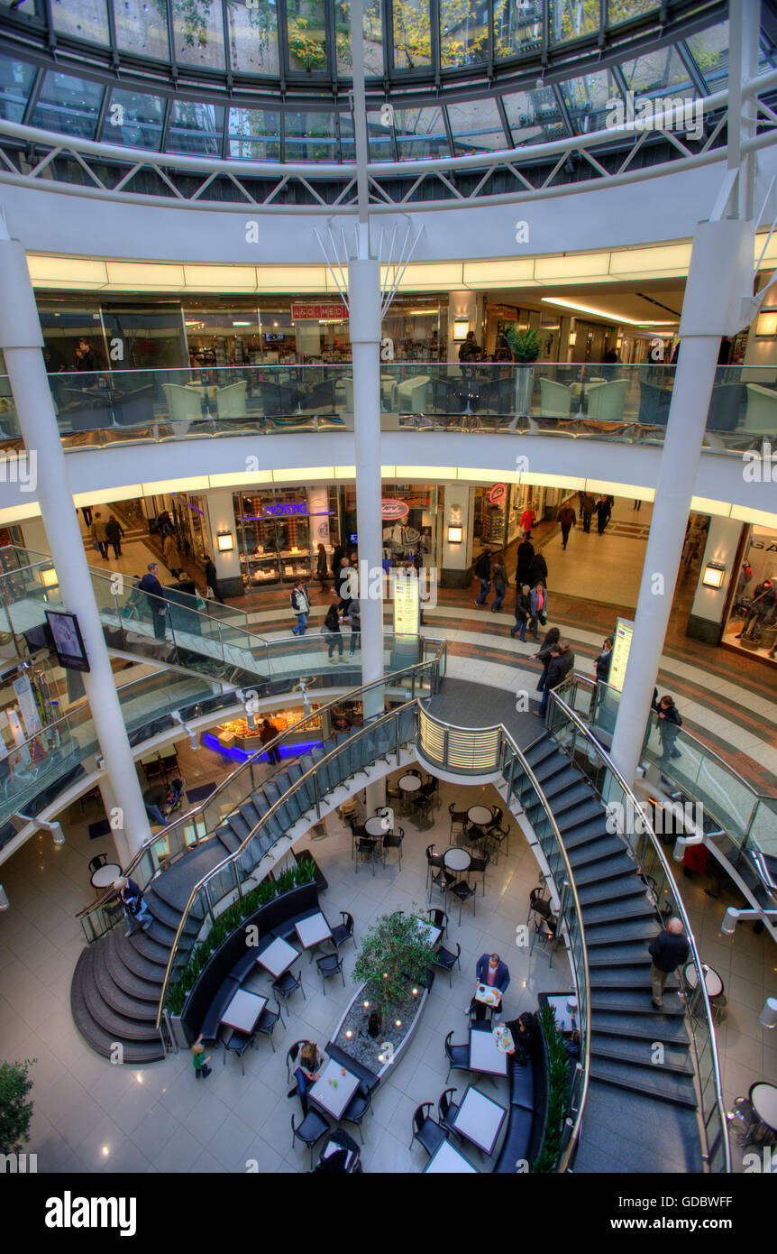 Schadow arcardes, Centro comercial, Dusseldorf, Renania del Norte-Westfalia, Alemania / Düsseldorf. Foto de stock