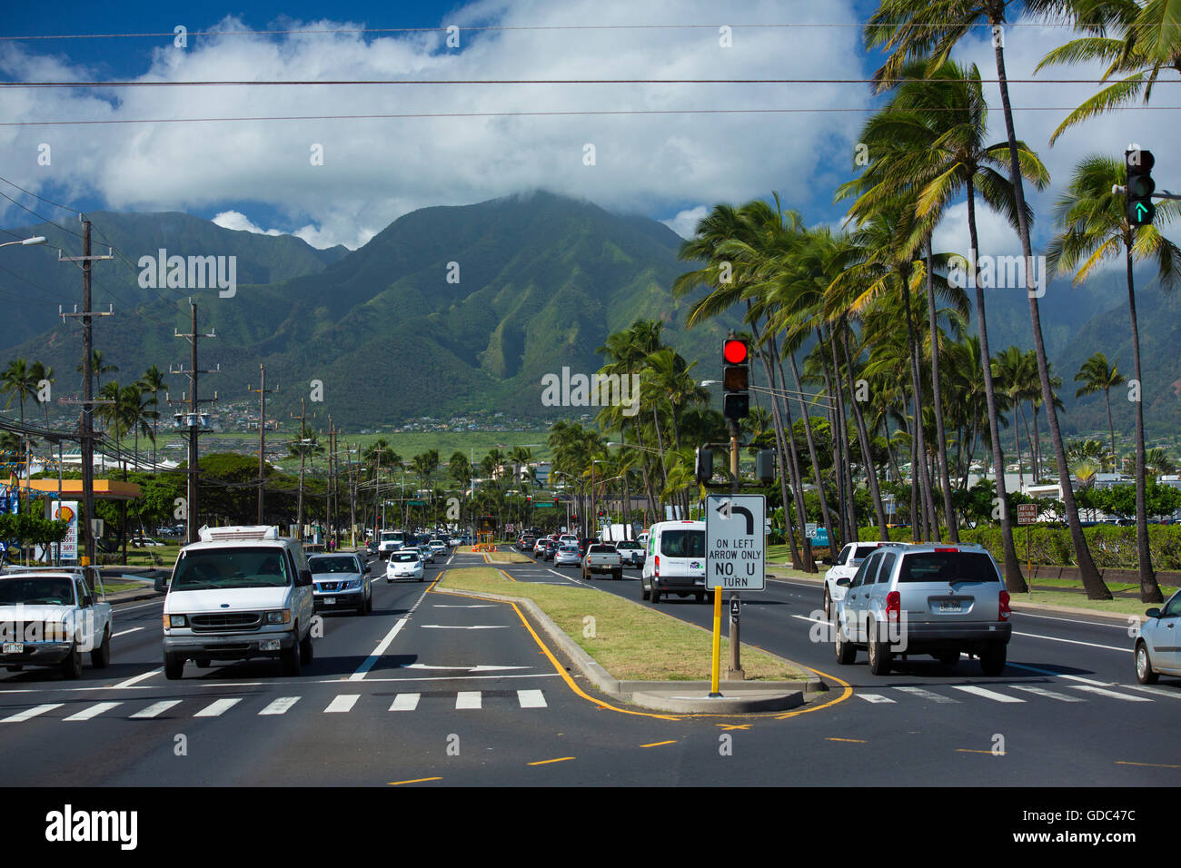 Maui,tráfico,Kahului,ESTADOS UNIDOS,Hawaii,Latina,coches,Automóviles, Foto de stock