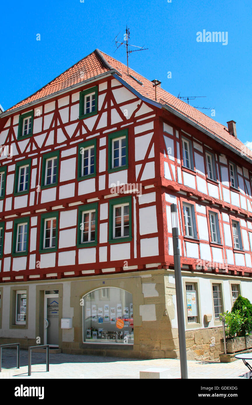 Casa en el casco antiguo de bastidor, Eppingen, Baden Wuerttemberg, Alemania Foto de stock