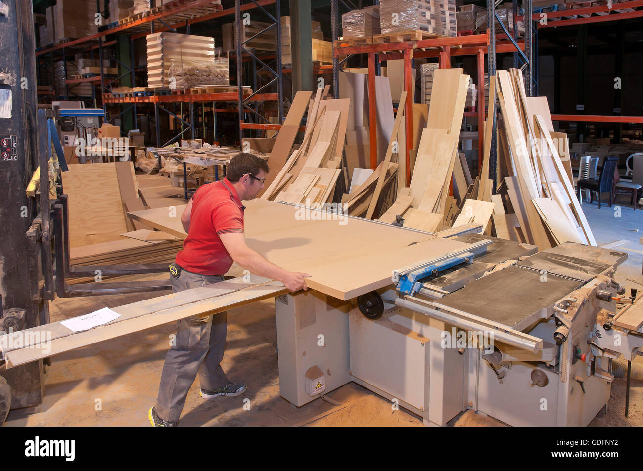 Fábrica de muebles, Lucena, provincia de Córdoba, región de Andalucía,  España, Europa Fotografía de stock - Alamy