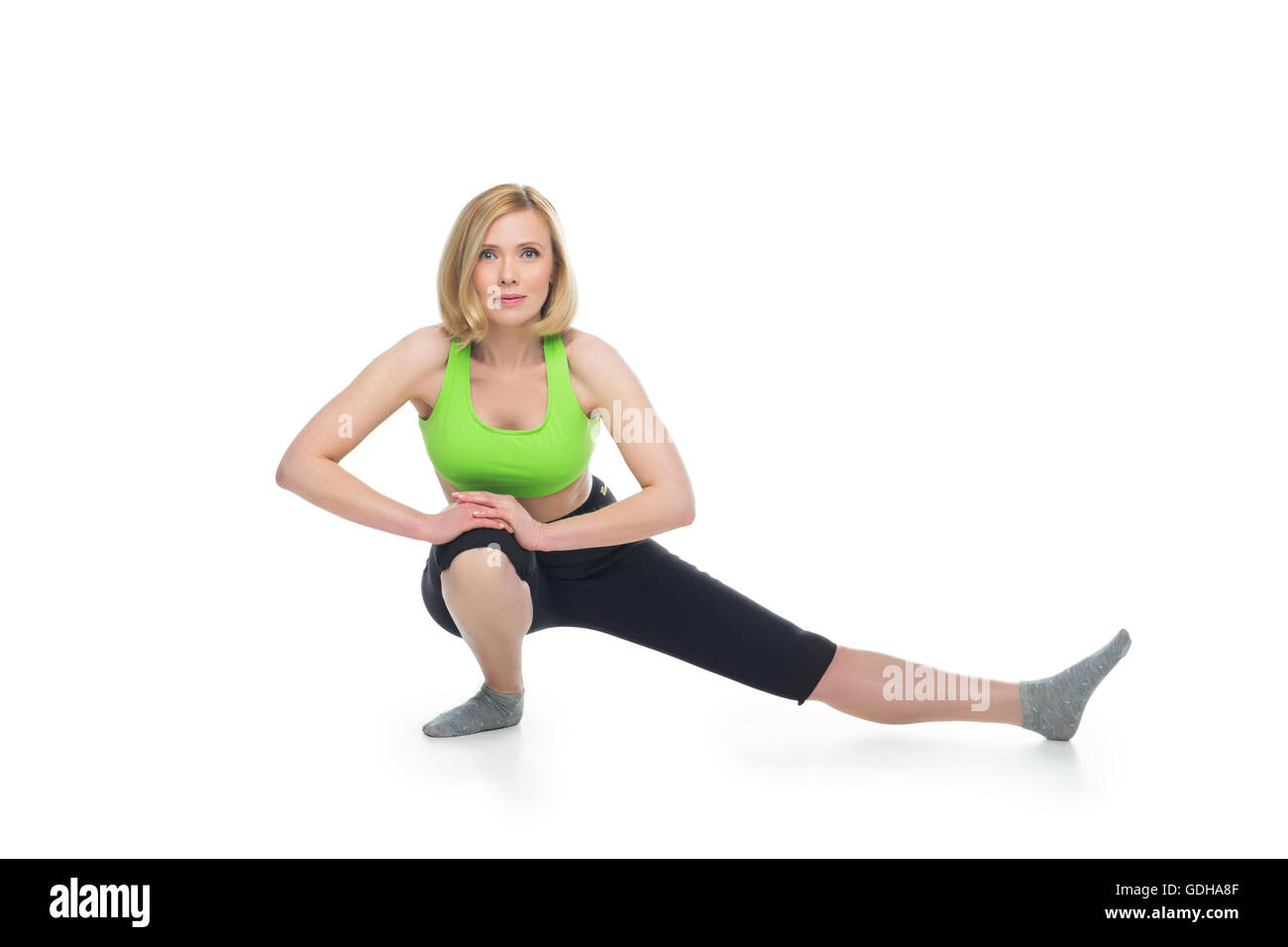 Hermosa mujer de mediana edad haciendo deporte ejercicio Foto de stock