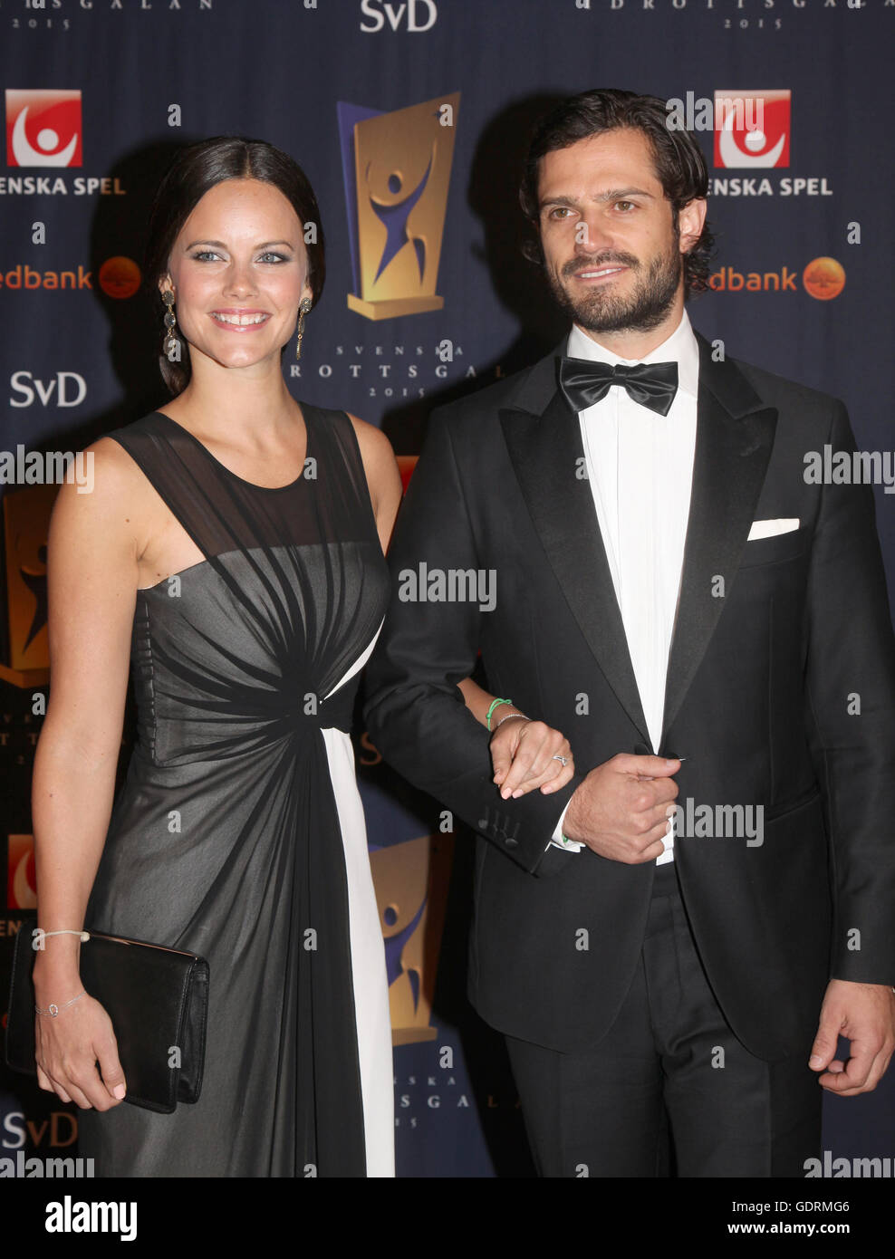El Príncipe sueco Carl Philip con su futura esposa Sofía Hellqvist en sueco gala deportiva Foto de stock
