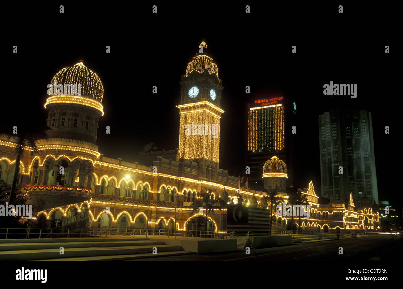 El Sultán Abdul Samad Palace en la Plaza Merdeka en la ciudad de Kuala Lumpur, en Malasia en southeastasia. Foto de stock