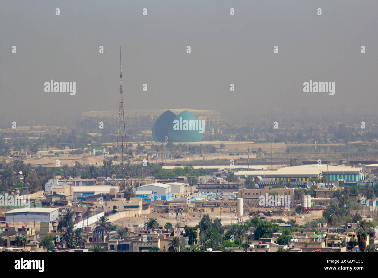 Foto aérea de la ciudad de Bagdad, y muestra dónde complejos