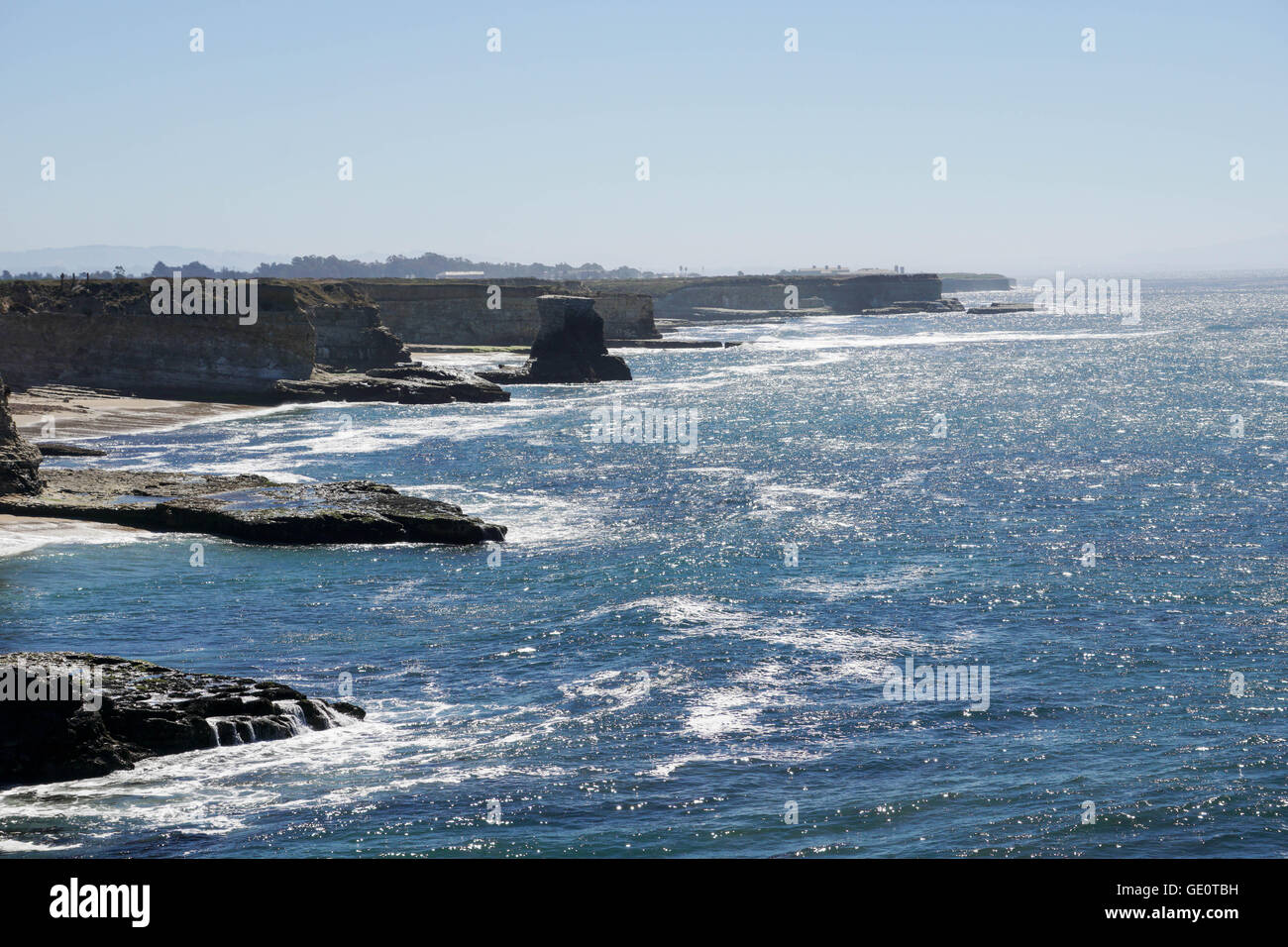 Escarpadas costas del Océano Pacífico, California Foto de stock