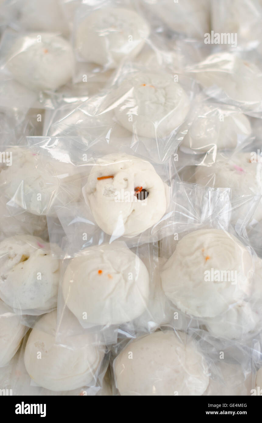 Cocer cosas bollos o dumpling al vapor Foto de stock