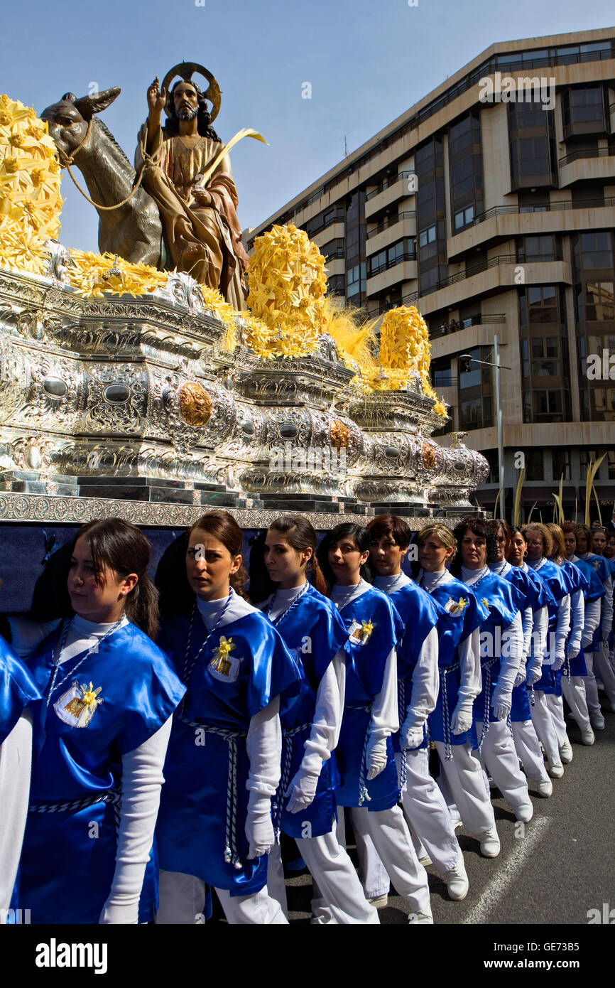 Procesión del Domingo de Ramos (procesión de Jesús triunfante), Elche. La  provincia de Alicante, Comunidad Valenciana, España Fotografía de stock -  Alamy