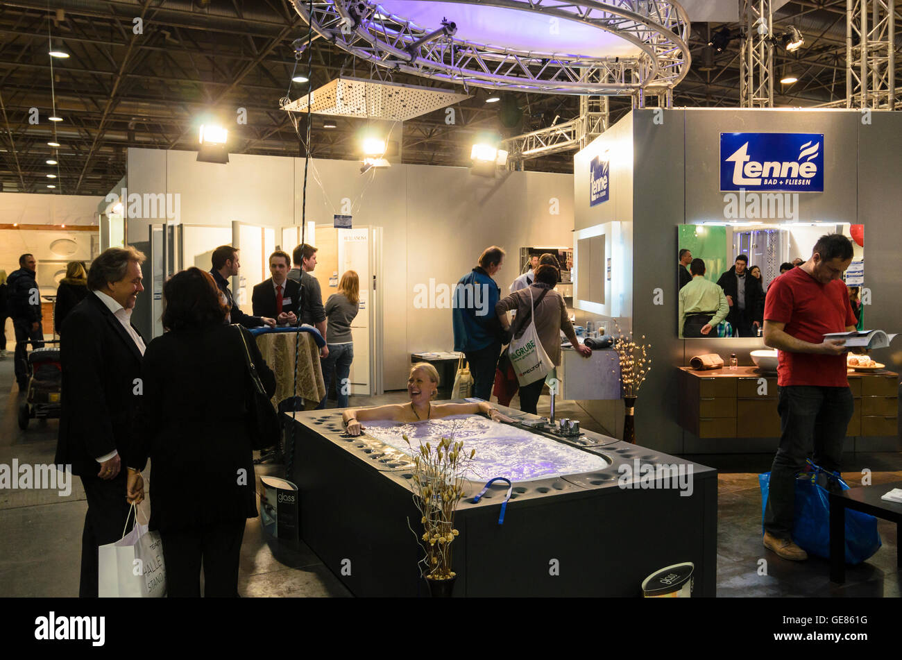 Wien, Viena: Feria ' Vida & Interieur ' en Messe Wien, hidromasaje, Austria, Wien, 02. Foto de stock