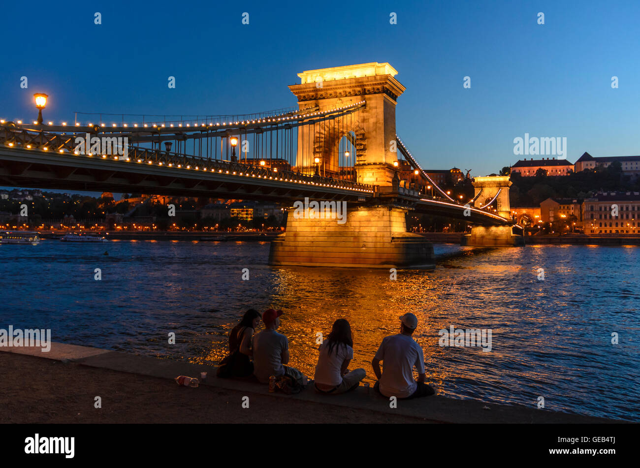 Budapest: el Danubio, el Puente de las cadenas, de Hungría, Budapest. Foto de stock
