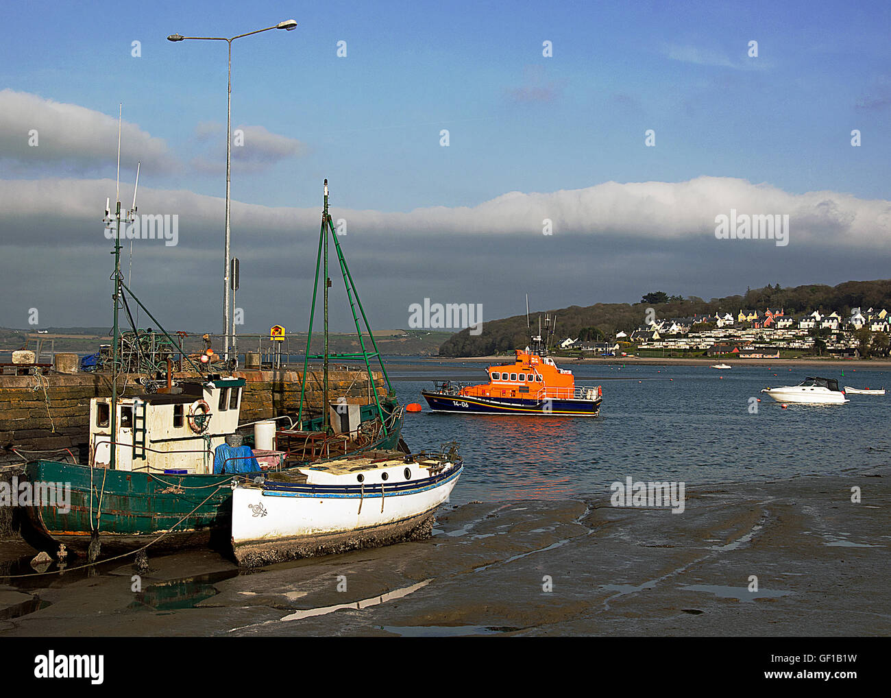 Los de Courtmacsherry Harbour, West Cork, Irlanda Foto de stock