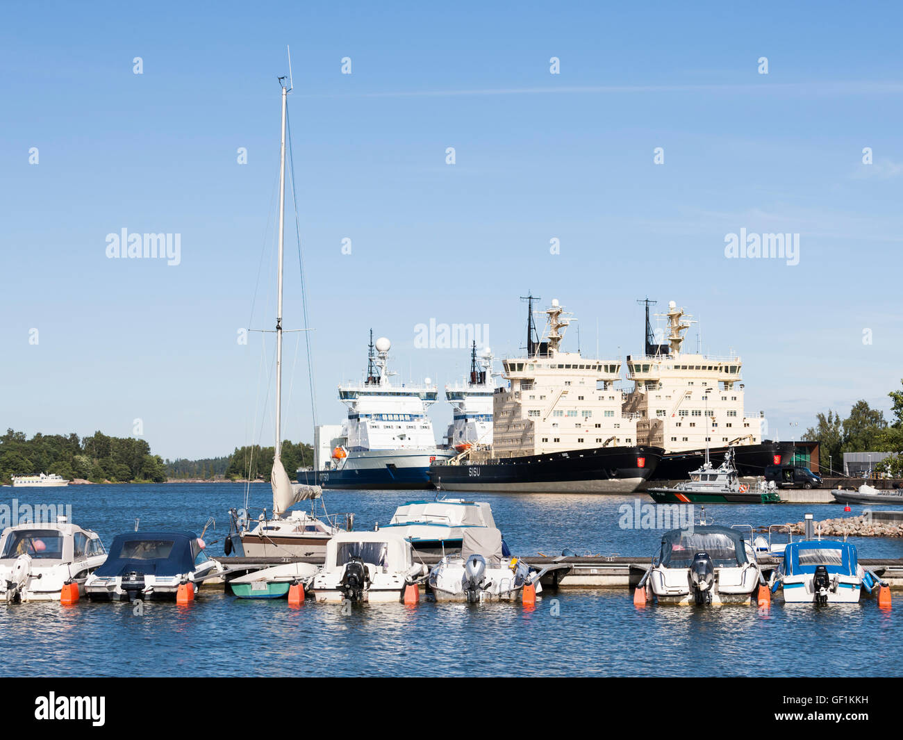 Los barcos y los rompehielos Foto de stock