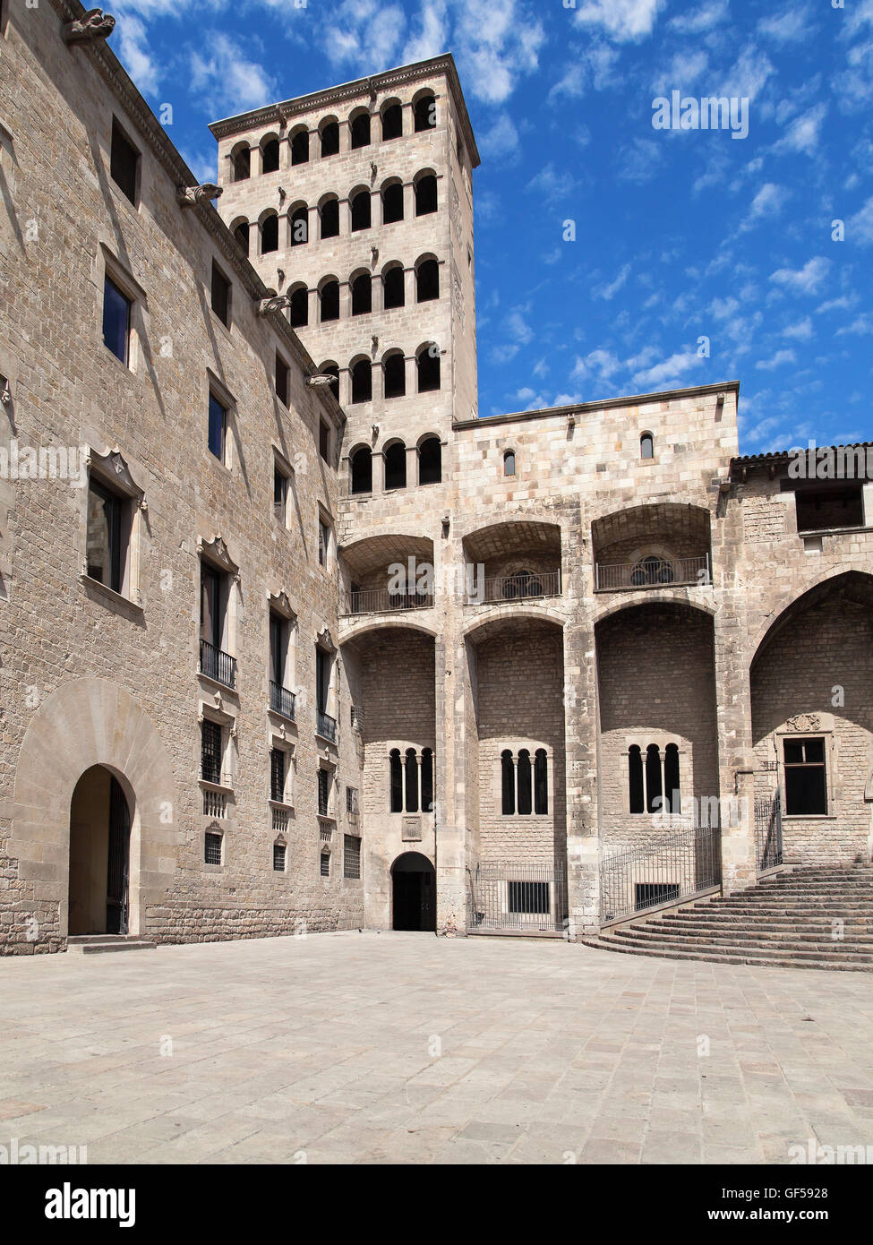 Grand Royal Palace en Barcelona, Cataluña, España. Foto de stock