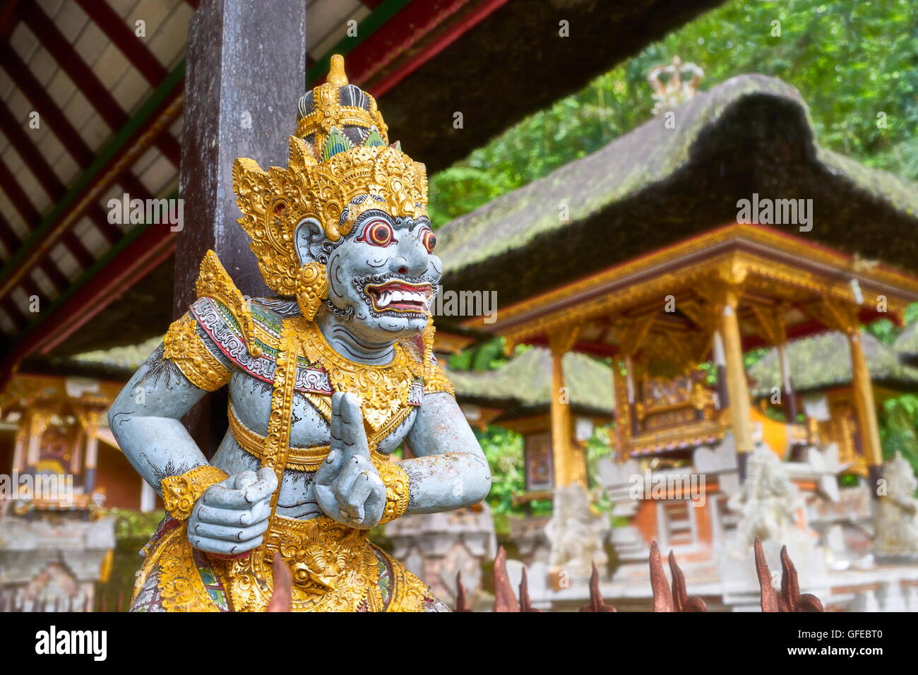Estatua de Dios en pura Templo Gunung Kawi, Bali, Indonesia Foto de stock