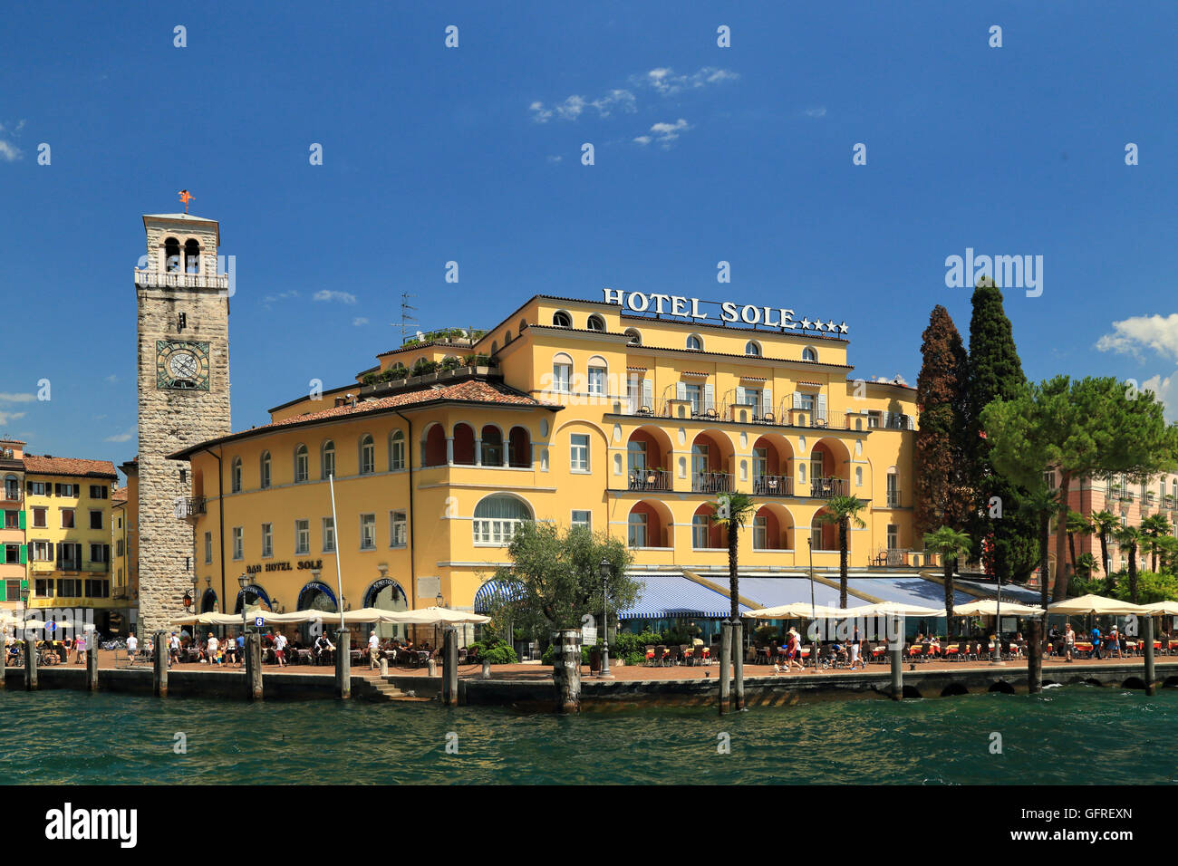 Hotel Sole, Riva del Garda, el Lago de Garda, el Lago di Garda Gardasee, Italia Foto de stock