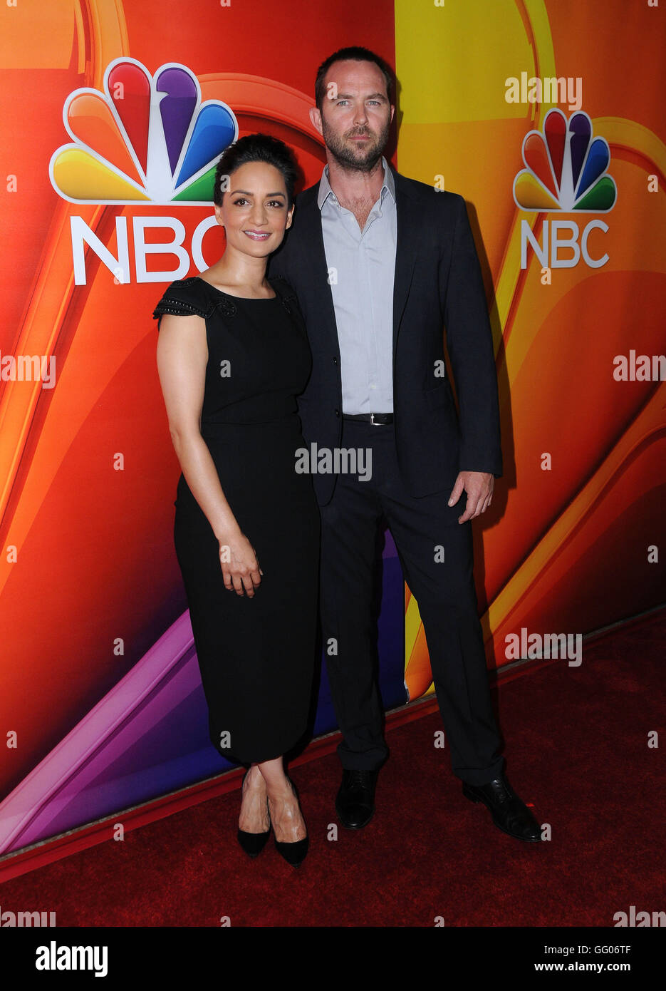 Sullivan stapleton freundin
