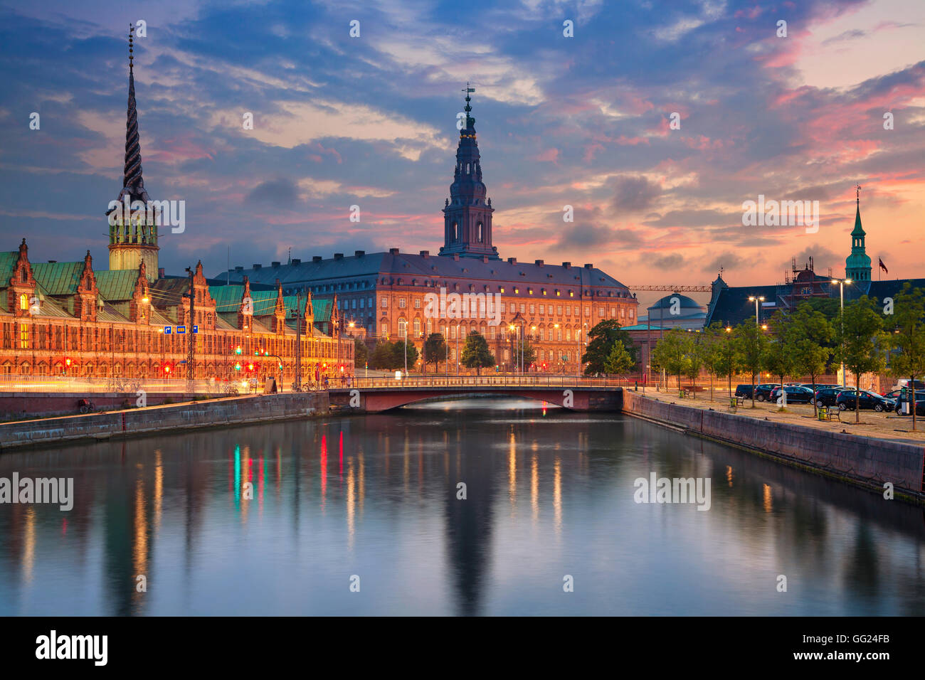 Copenhague. Imagen de Copenhague, Dinamarca, durante la hora azul crepúsculo. Foto de stock