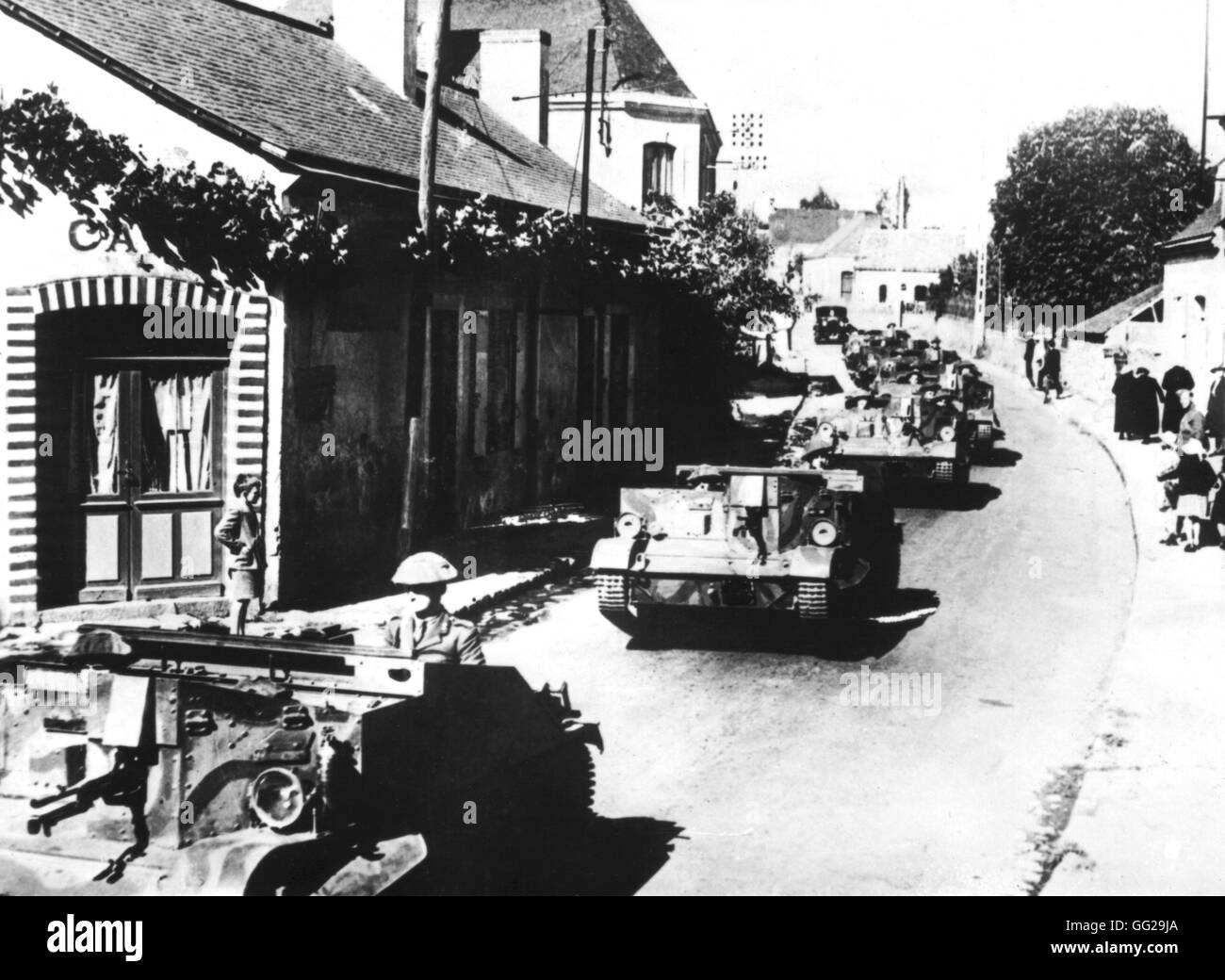 Tanques británicos avanzando hacia la parte delantera de octubre de 1939 Francia - Segunda Guerra Mundial Foto de stock