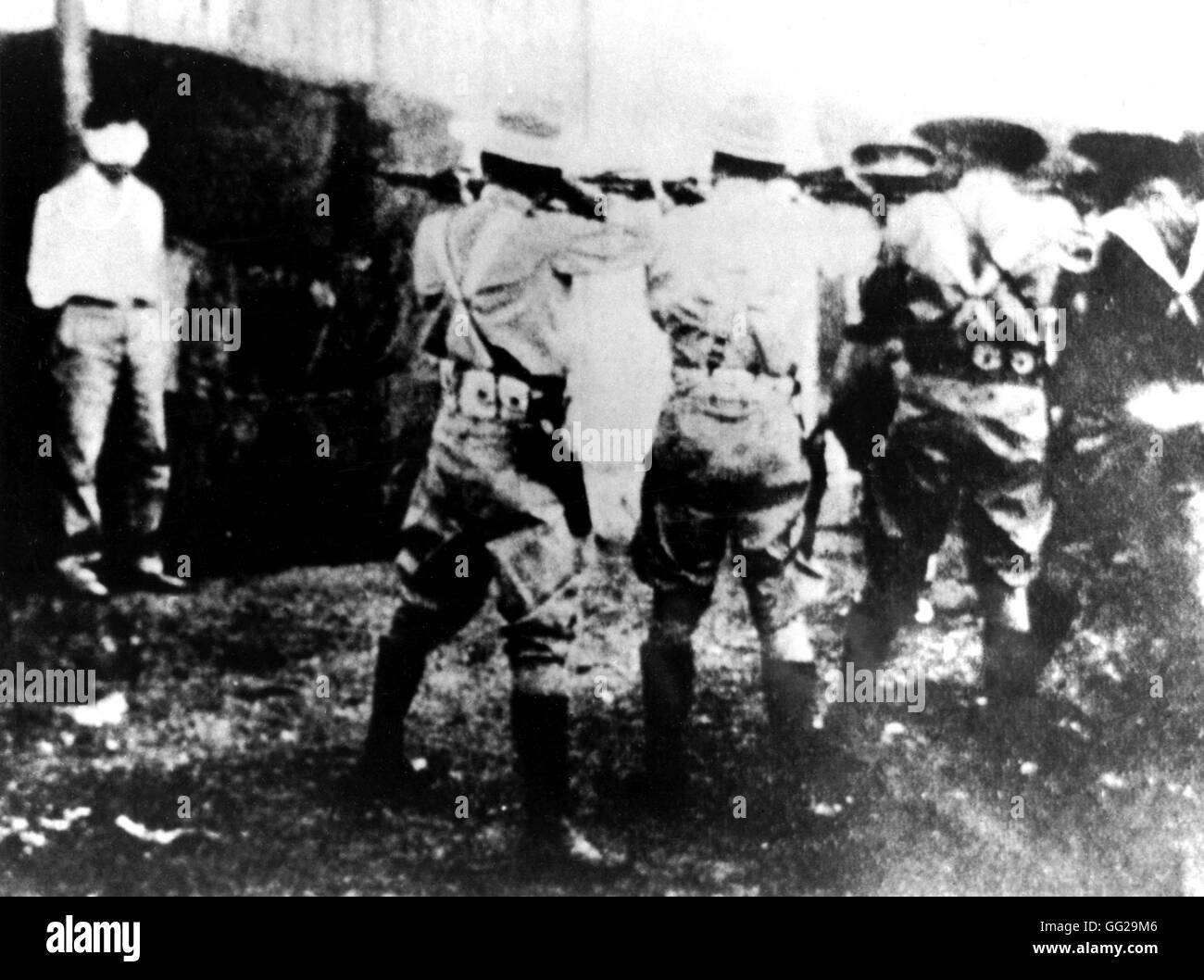 Ejecución de José Castillo Puentes, acusado del asesinato del teniente Juan Alvarez durante una batalla entre los rebeldes y las tropas regulares de 1935 Cuba National Archives, Washington Foto de stock
