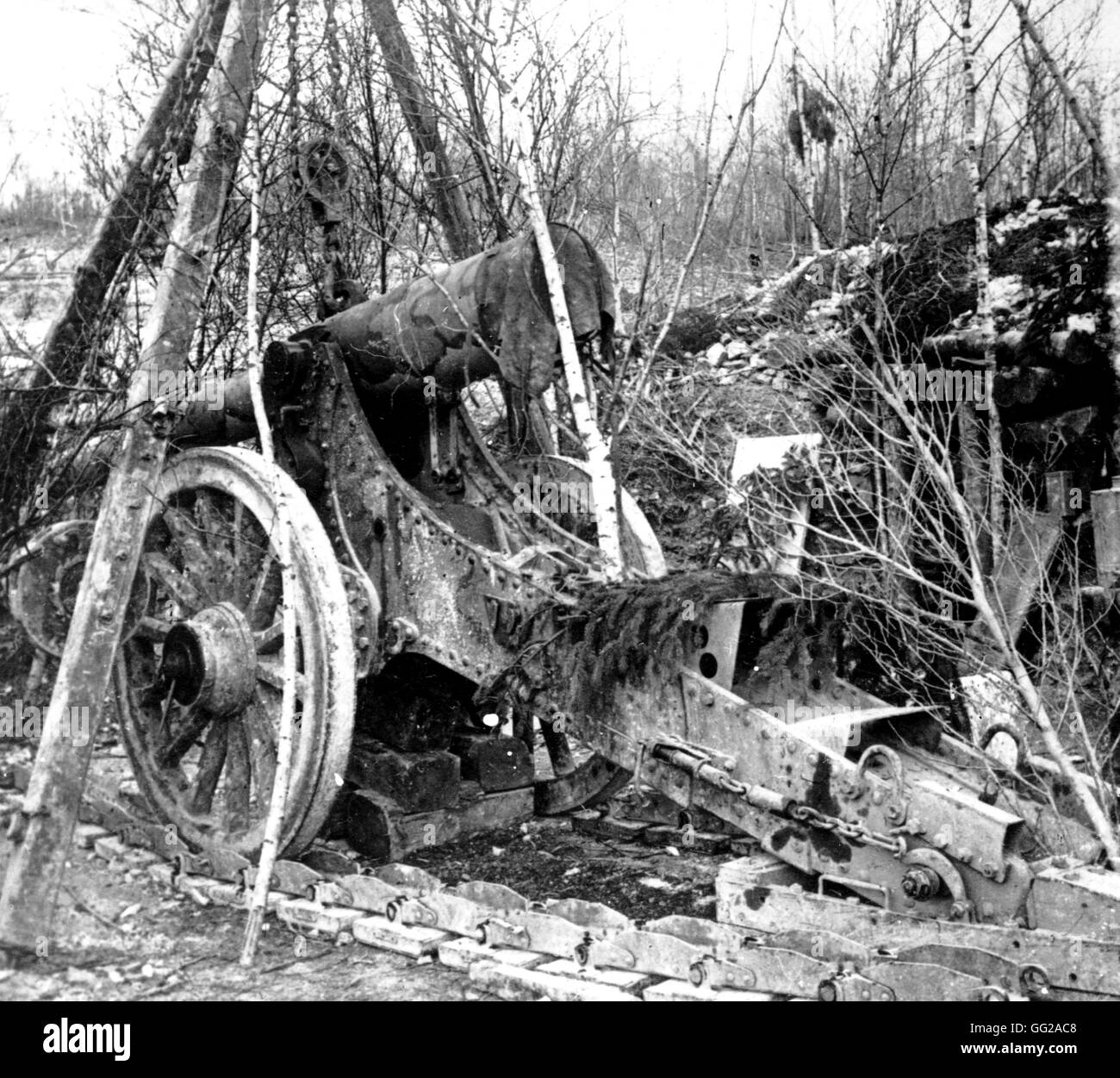 Cañones de 155 mm en la Bois Bouver Marzo 20, 1916 La I Guerra Mundial - Francia Vincennes. El Museo de la guerra Foto de stock