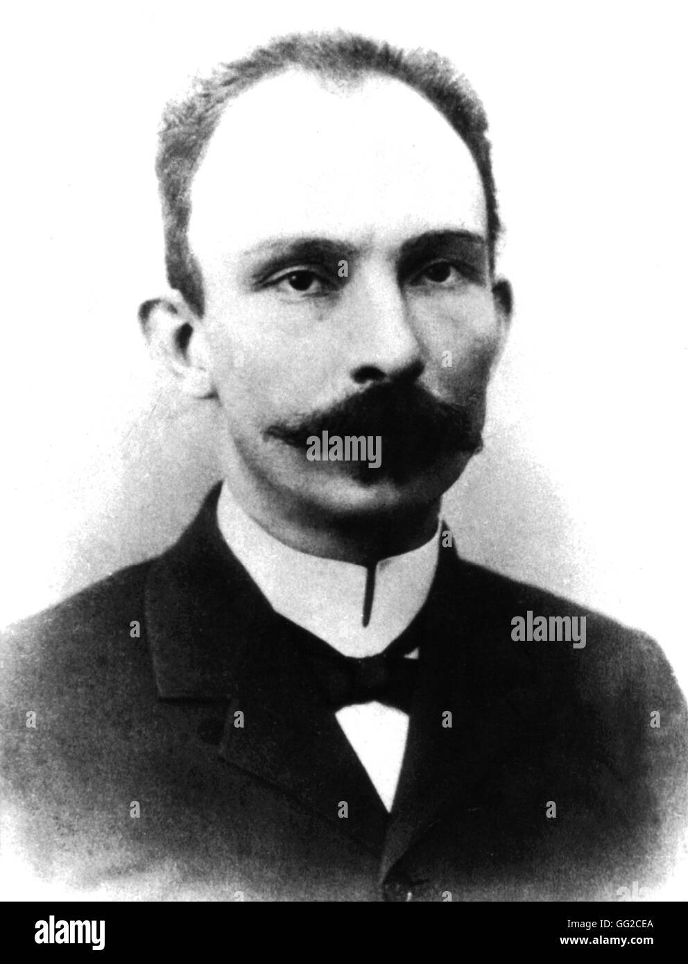 Retrato del poeta cubano José Martí (cabeza figura de la independencia