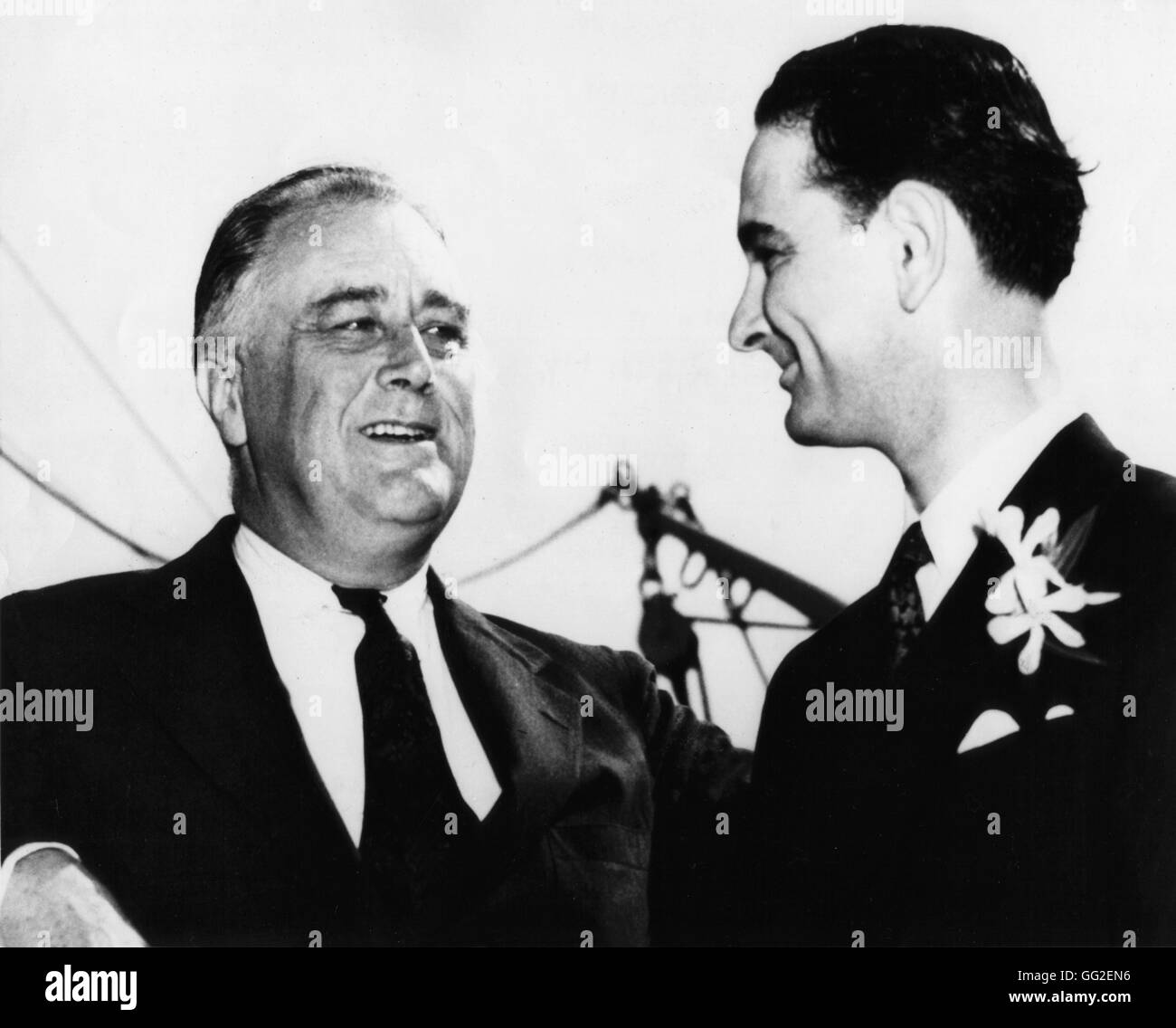 El Presidente Roosevelt y L. Johnson, quien fue miembro del Congreso americano, en Galveston. De mayo de 1937 Estados Unidos Foto de stock