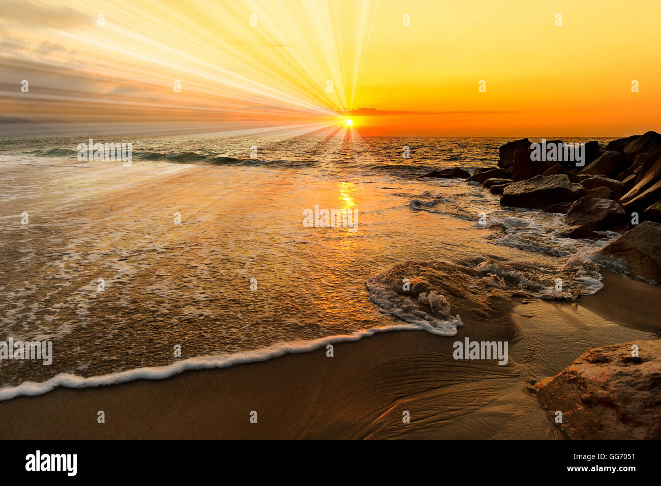 Surrealista amanecer sol fotografías e imágenes de alta resolución - Alamy