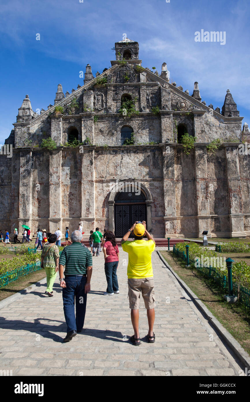 Iglesia católica, Iglesia San Agustín en Paoay, cerca de la ciudad de Laoag, Ilocos Norte provincia en la isla principal de Luzón, Filipinas, un Foto de stock
