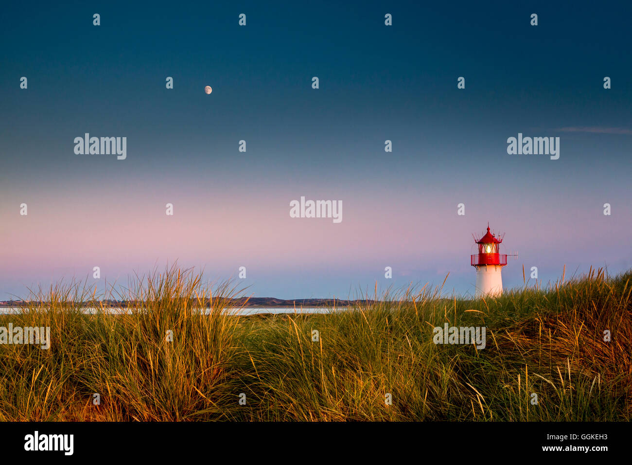 Lista Lighthouse west , Ellenbogen, Sylt Island, Islas de Frisia septentrional, Schleswig-Holstein, Alemania Foto de stock