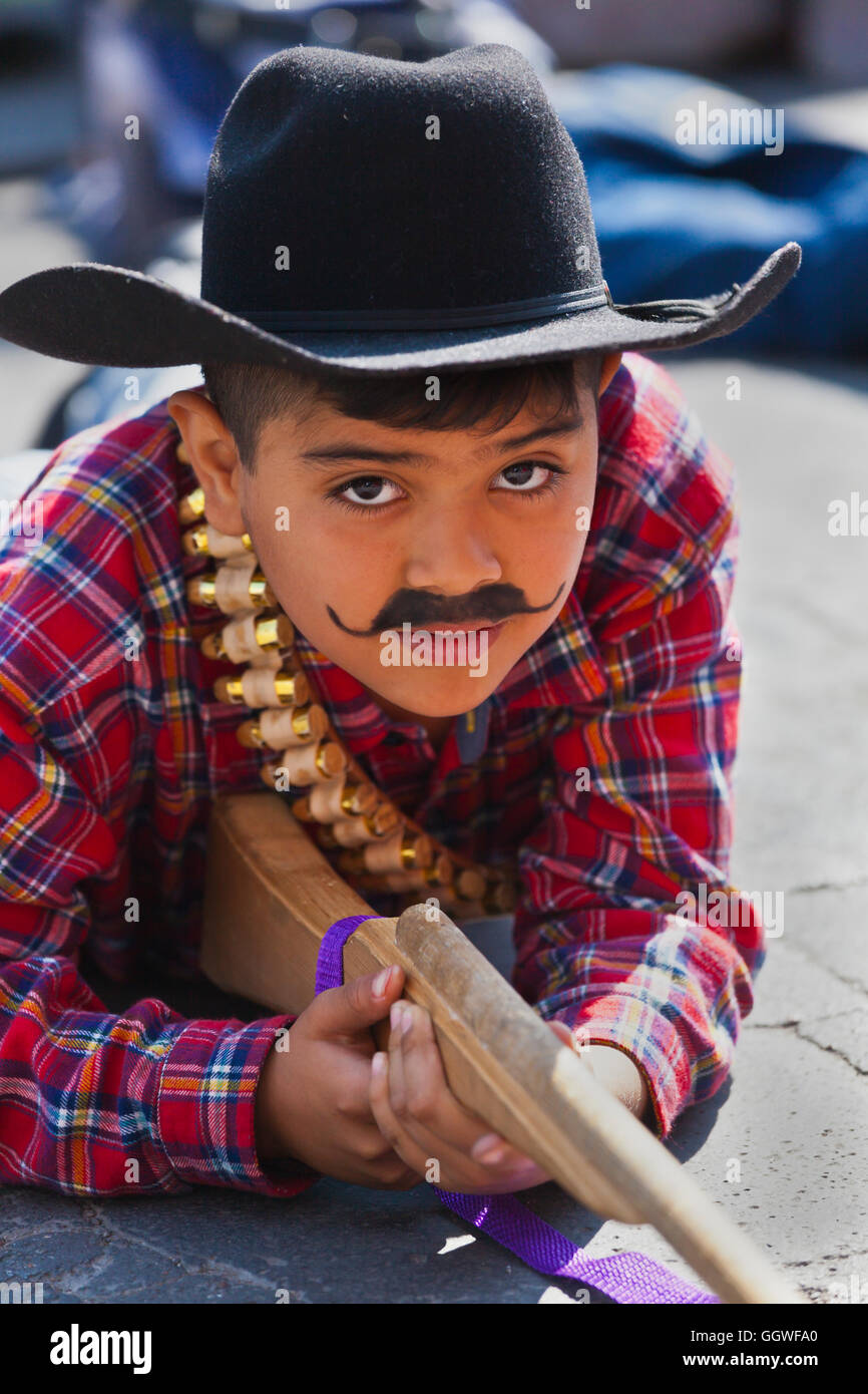 Pancho villa day parade fotografías e imágenes de alta resolución - Alamy