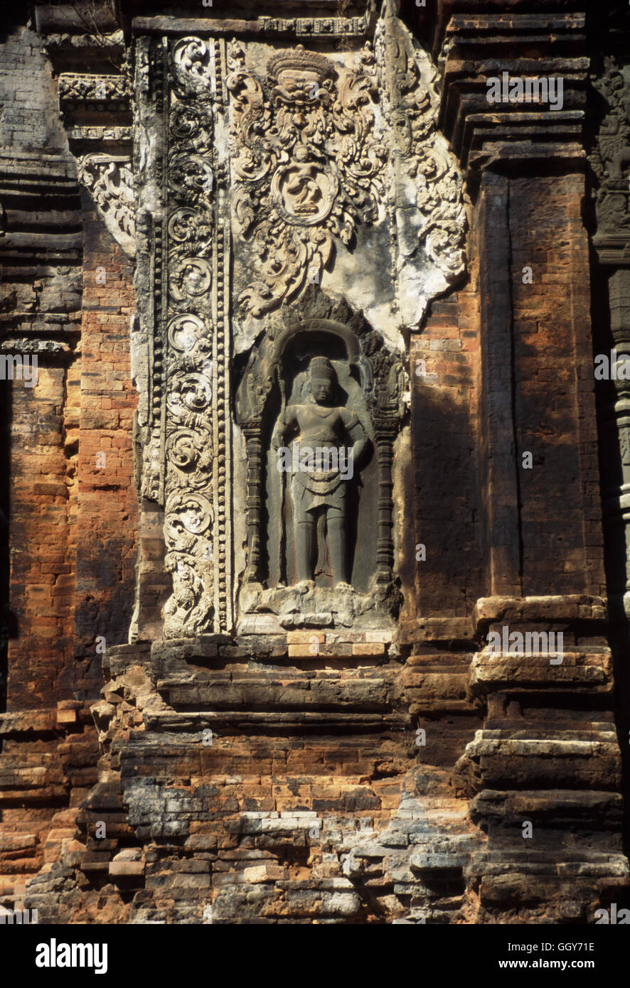 Umbral en la Prah Ko templo en el grupo Roluos en Angkor Wat. En Siem Reap, Camboya Foto de stock