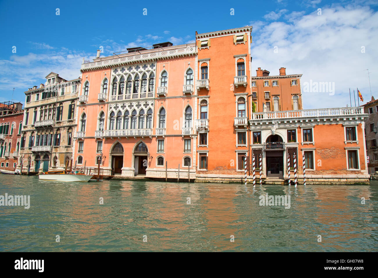 Las calles de la antigua ciudad de Venecia, Italia Foto de stock