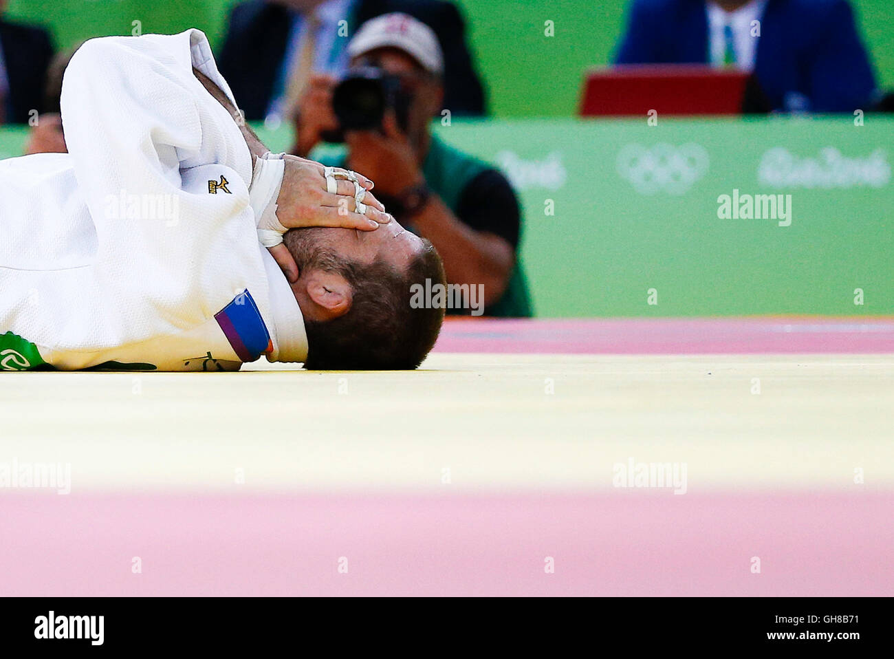 Río de Janeiro, Brasil. El 9 de agosto, 2016. Juegos Olímpicos 2016 JUDO - El yudoca Trevis lamenta la medalla de plata en el Judo de los Juegos Olímpicos Río 2016 celebrada en la arena Carioca 2. Crédito: Foto Arena LTDA/Alamy Live News Foto de stock