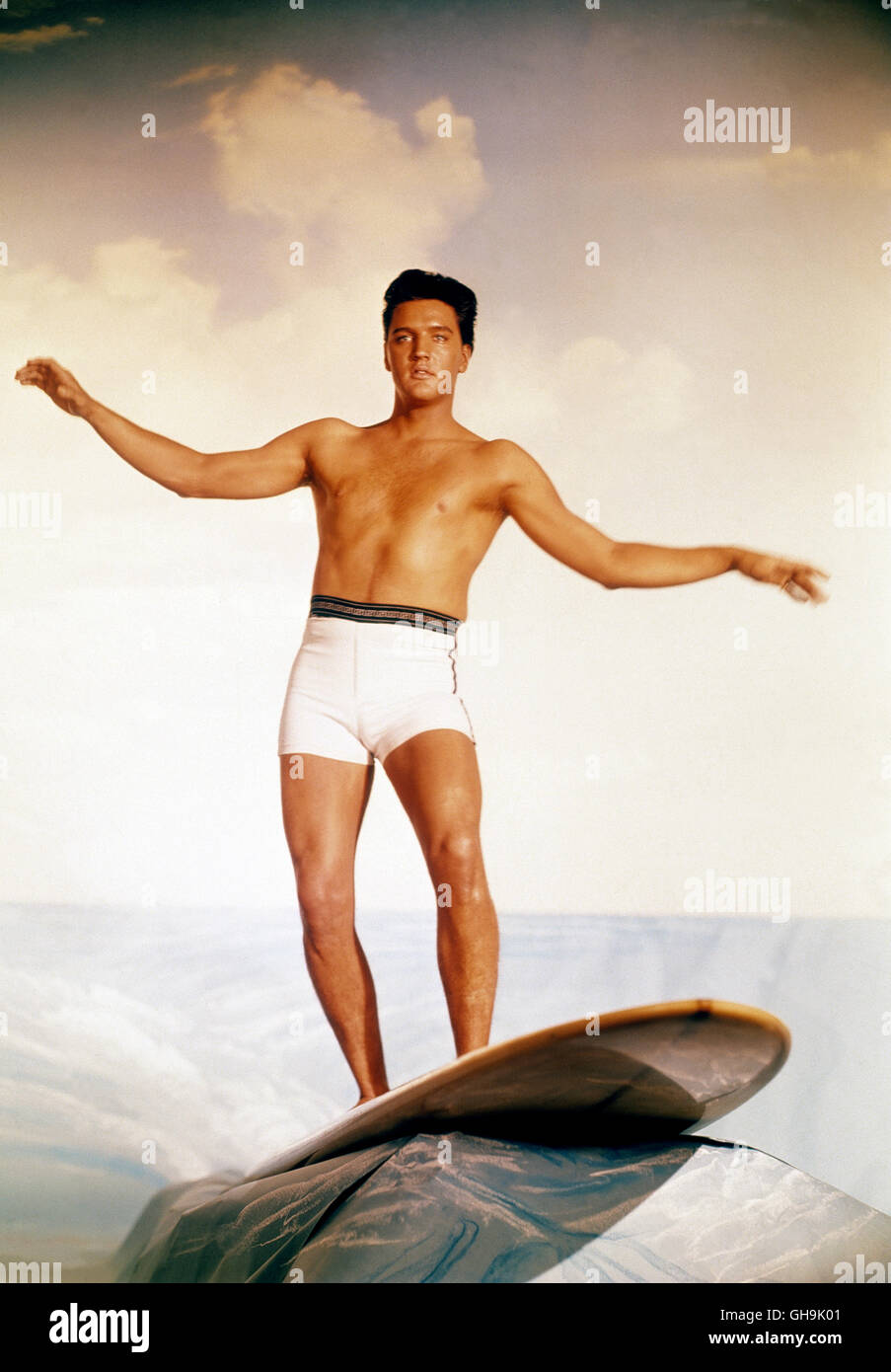 ELIVS PRESLEY Elvis Presley Badehose, Filmszene aus 'Paraíso' (estilo hawaiano Südsee Paradies), Film, Fernsehen, Retrato, Schauspieler, Musik, 50er Foto de stock