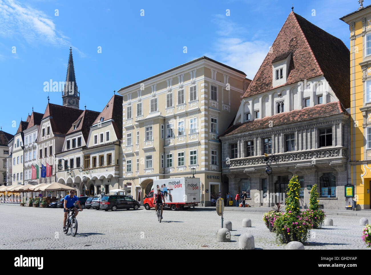 Steyr: Bummerlhaus en Stadtplatz (derecha), Austria Oberösterreich, Austria Superior, Foto de stock
