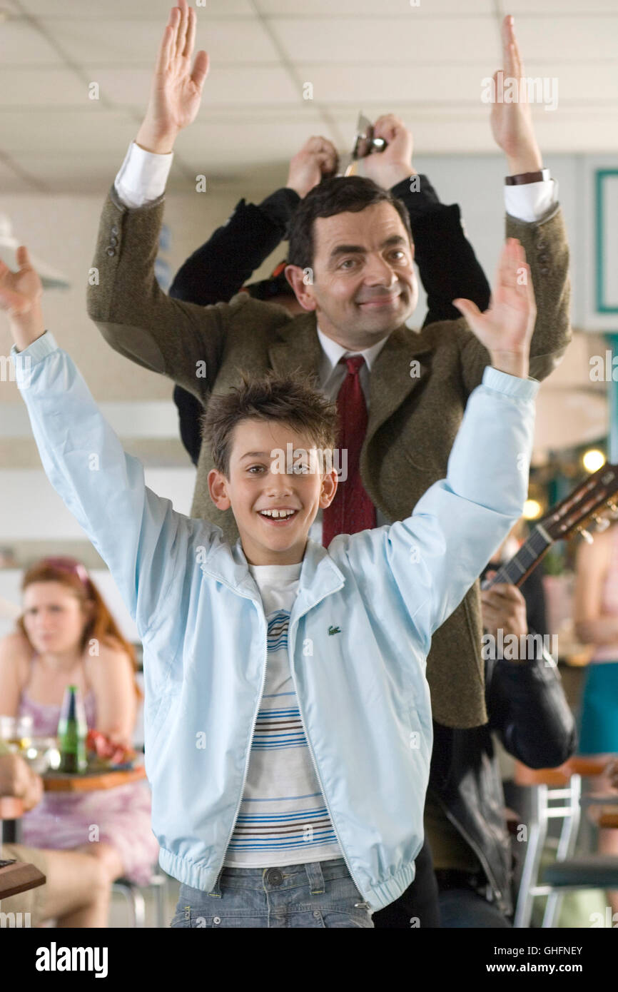 El Sr. BEAN MACHT FERIEN las vacaciones de Mr. Bean UK 2007 Steve Bendelack  macht Mr. Bean Ferien / Mr. Bean (Rowan Atkinson) y Stepan (MAX BALDRY)  Regie: Steve Bendelack aka. Las