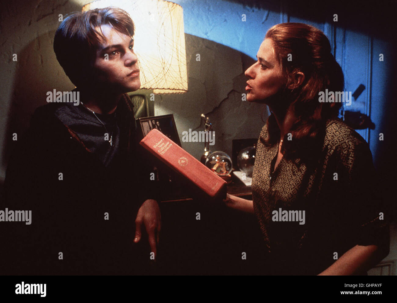 JIM CARROLL In den Strassen von NEW YORK Jim (LEONARDO DiCAPRIO) mit cerquero Mutter JIM CARROLL In den Strassen von NEW YORK Jim (LEONARDO DiCAPRIO) mit cerquero Mutter